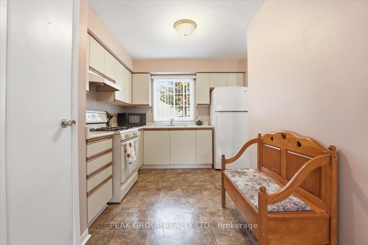 8136 Coventry Road 20 Property Photo 8