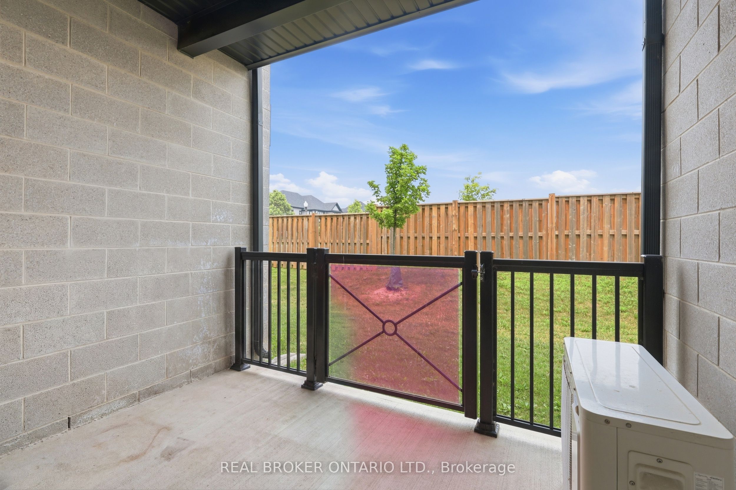 155 Se Thomas Slee Drive S 1 G Property Photo 16