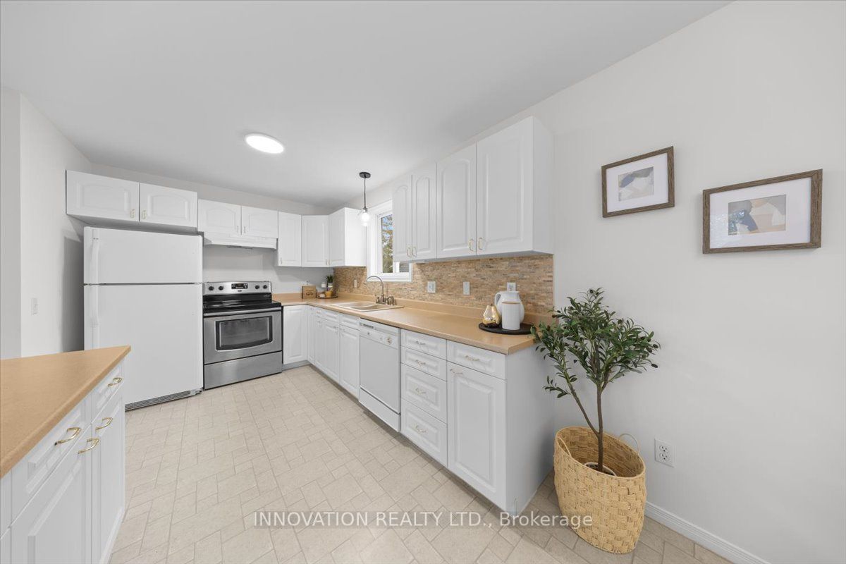 93 Park Avenue Property Photo 10