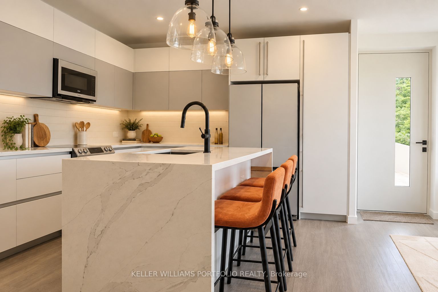 Sugar Ridge Condos Valley Road Sky Residence Property Photo 7