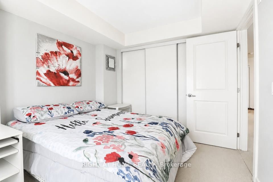 138 Somerset Street W 711 Property Photo 9