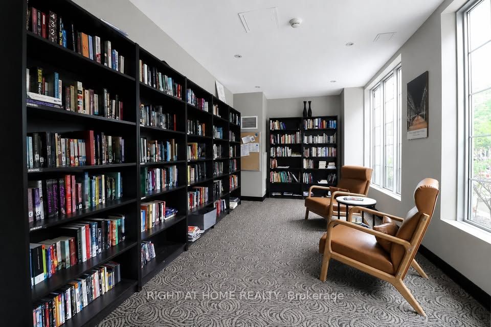 138 Somerset Street W 711 Property Photo 15