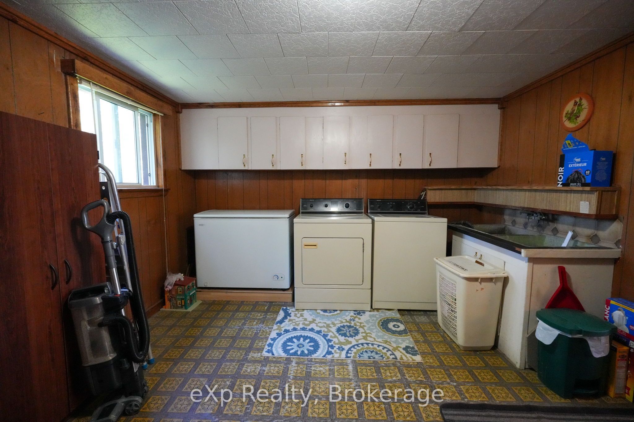 778 8th Avenue E Property Photo 21