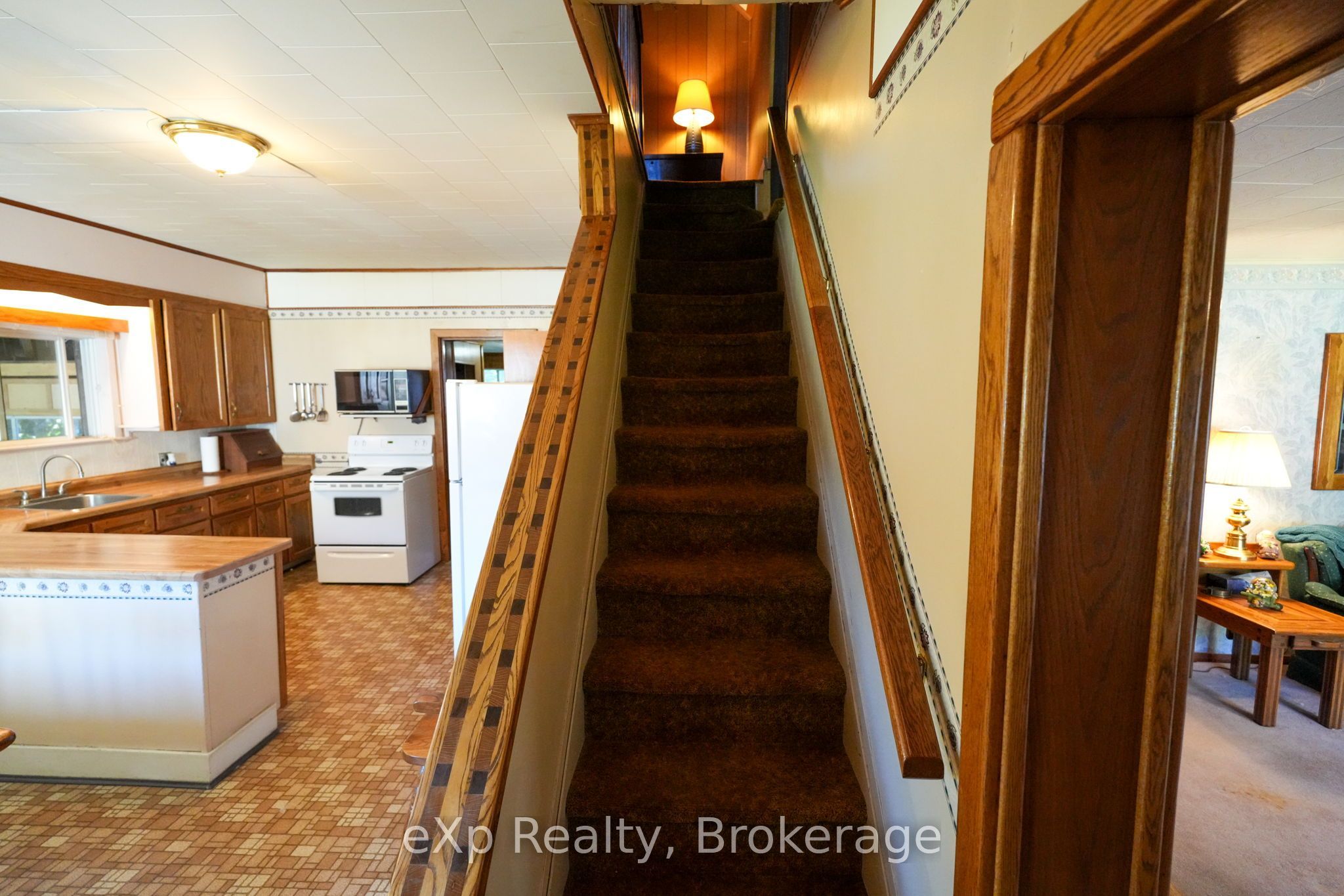 778 8th Avenue E Property Photo 22