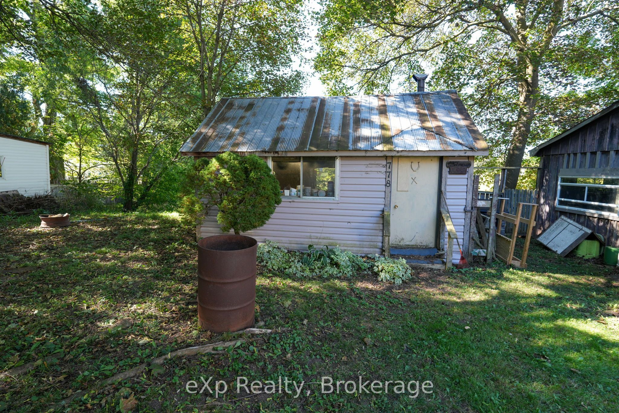 778 8th Avenue E Property Photo 32