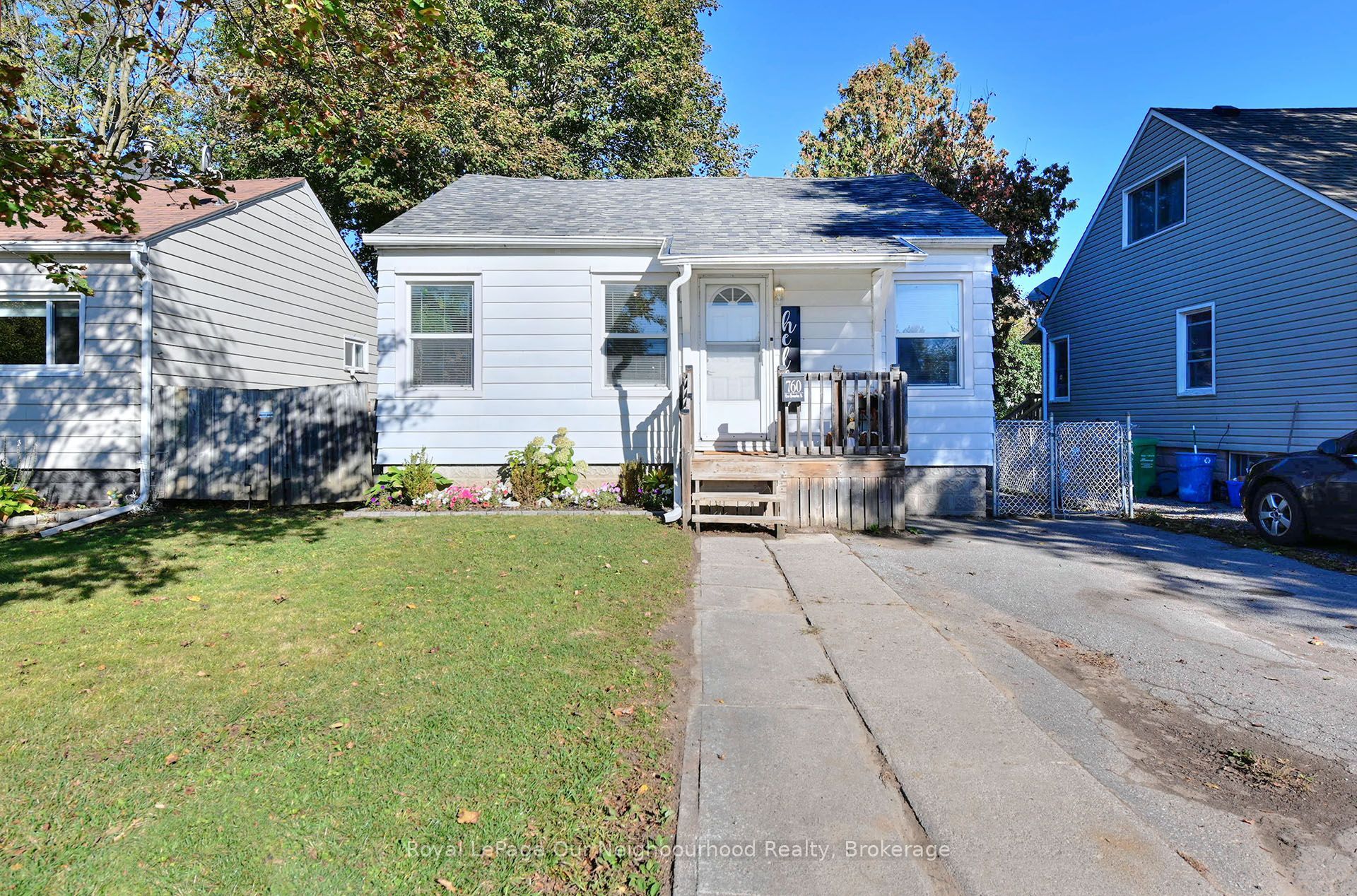 760 New Romaine Street Property Photo 1