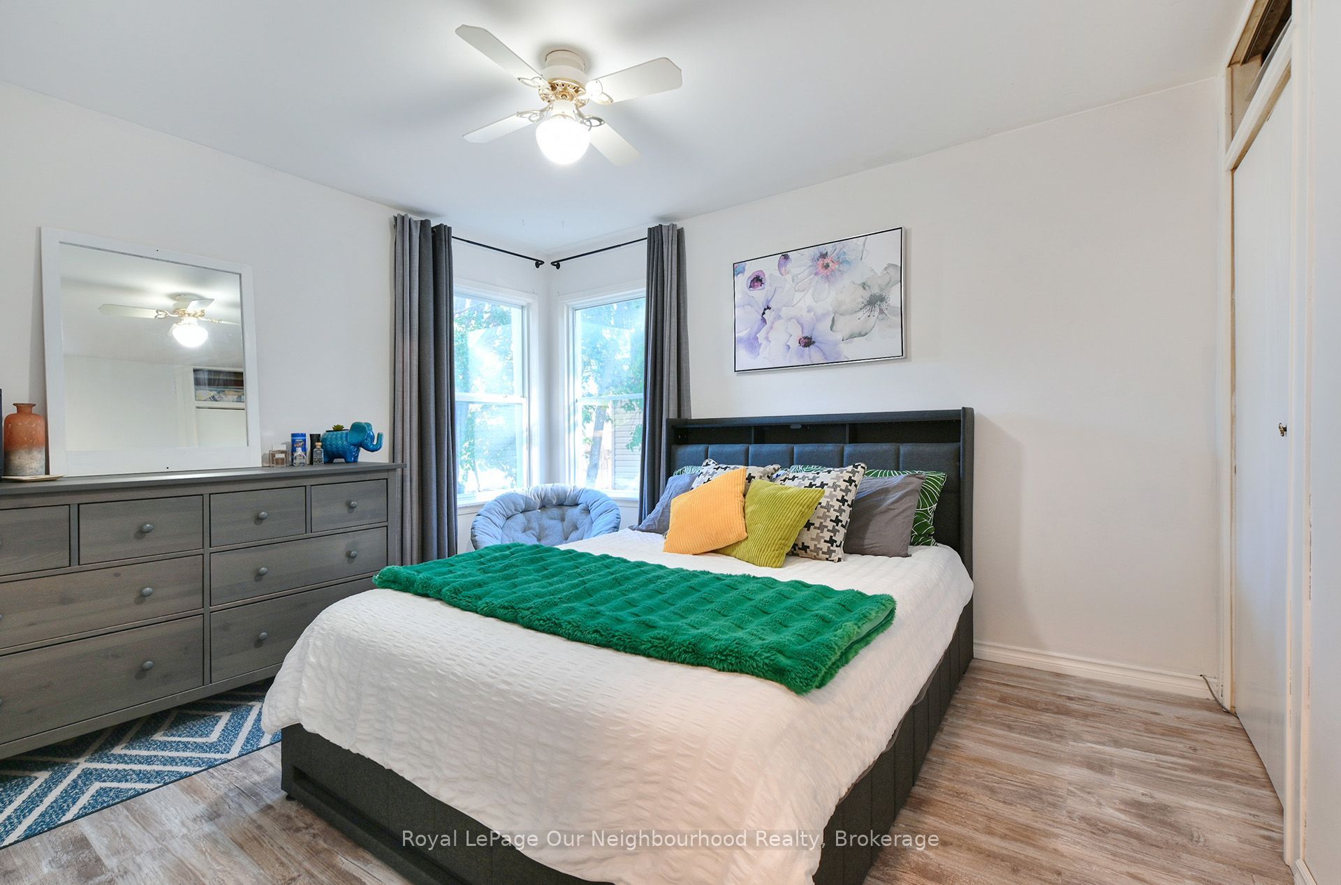 760 New Romaine Street Property Photo 10