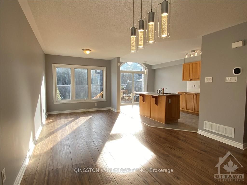 418 Galatina Way Property Photo 5
