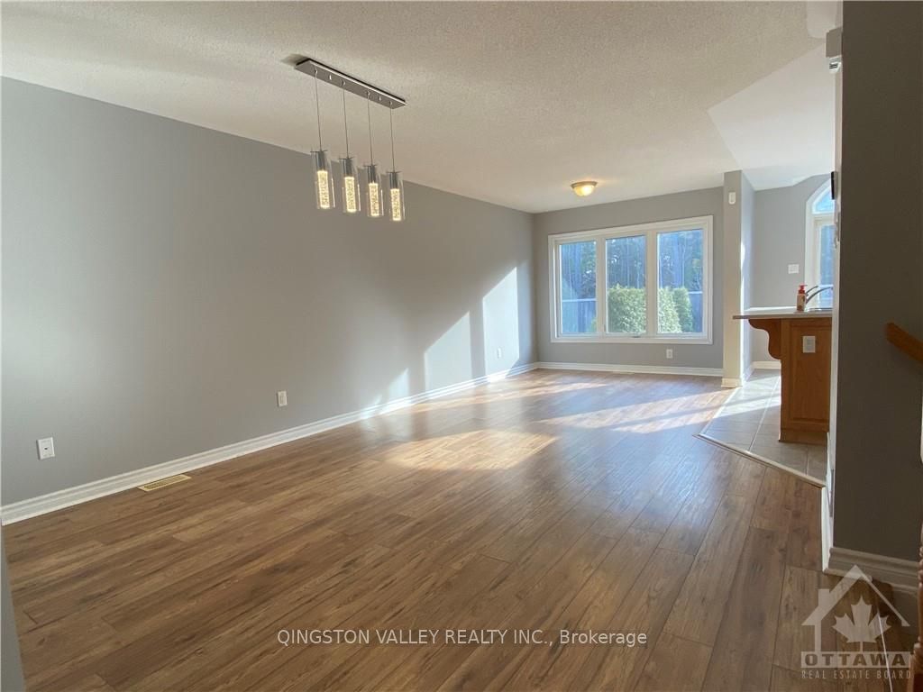 418 Galatina Way Property Photo 6