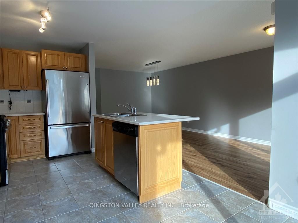 418 Galatina Way Property Photo 9