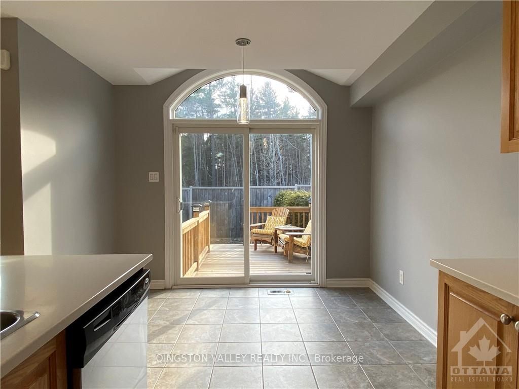 418 Galatina Way Property Photo 11