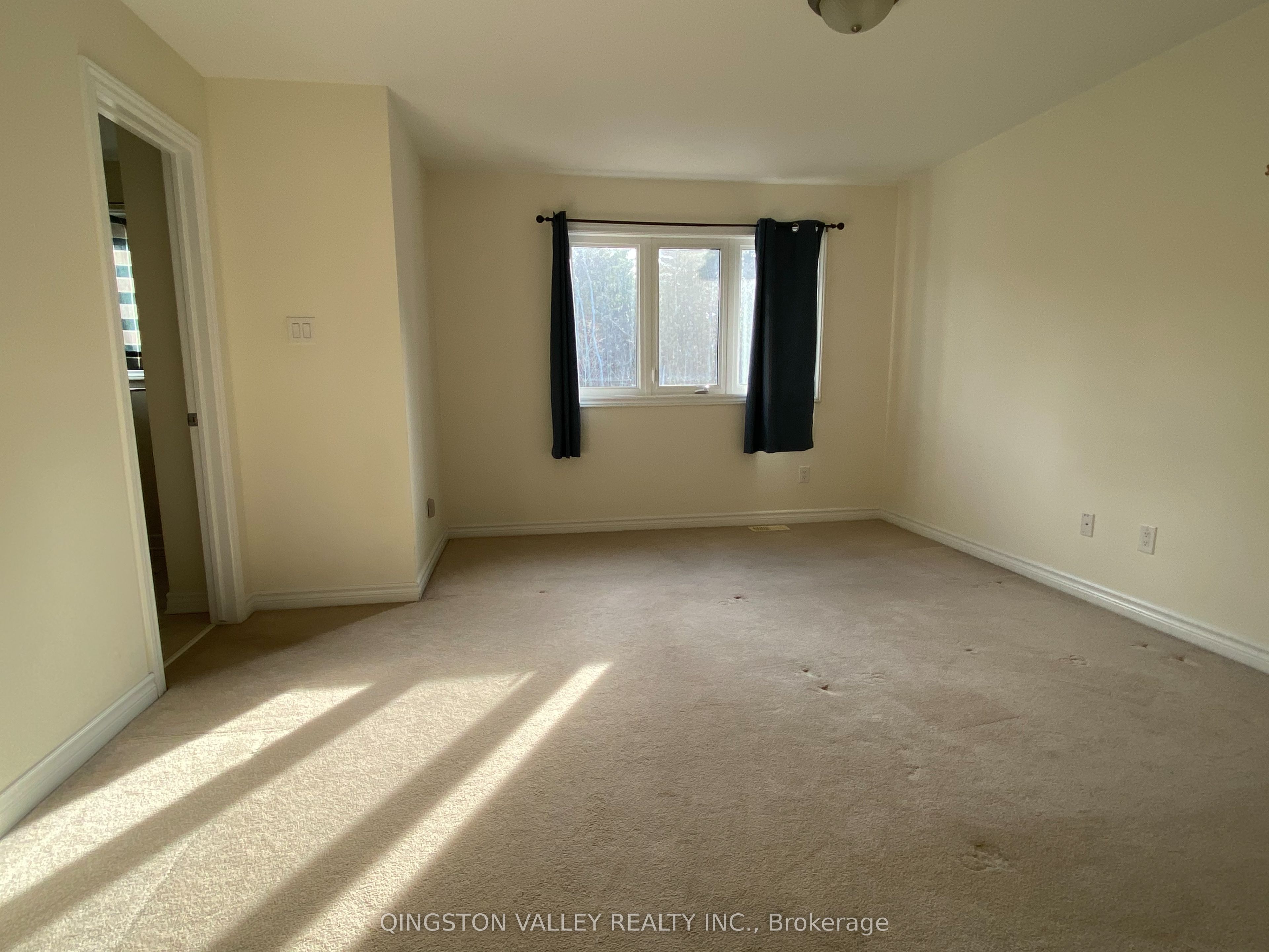 418 Galatina Way Property Photo 39