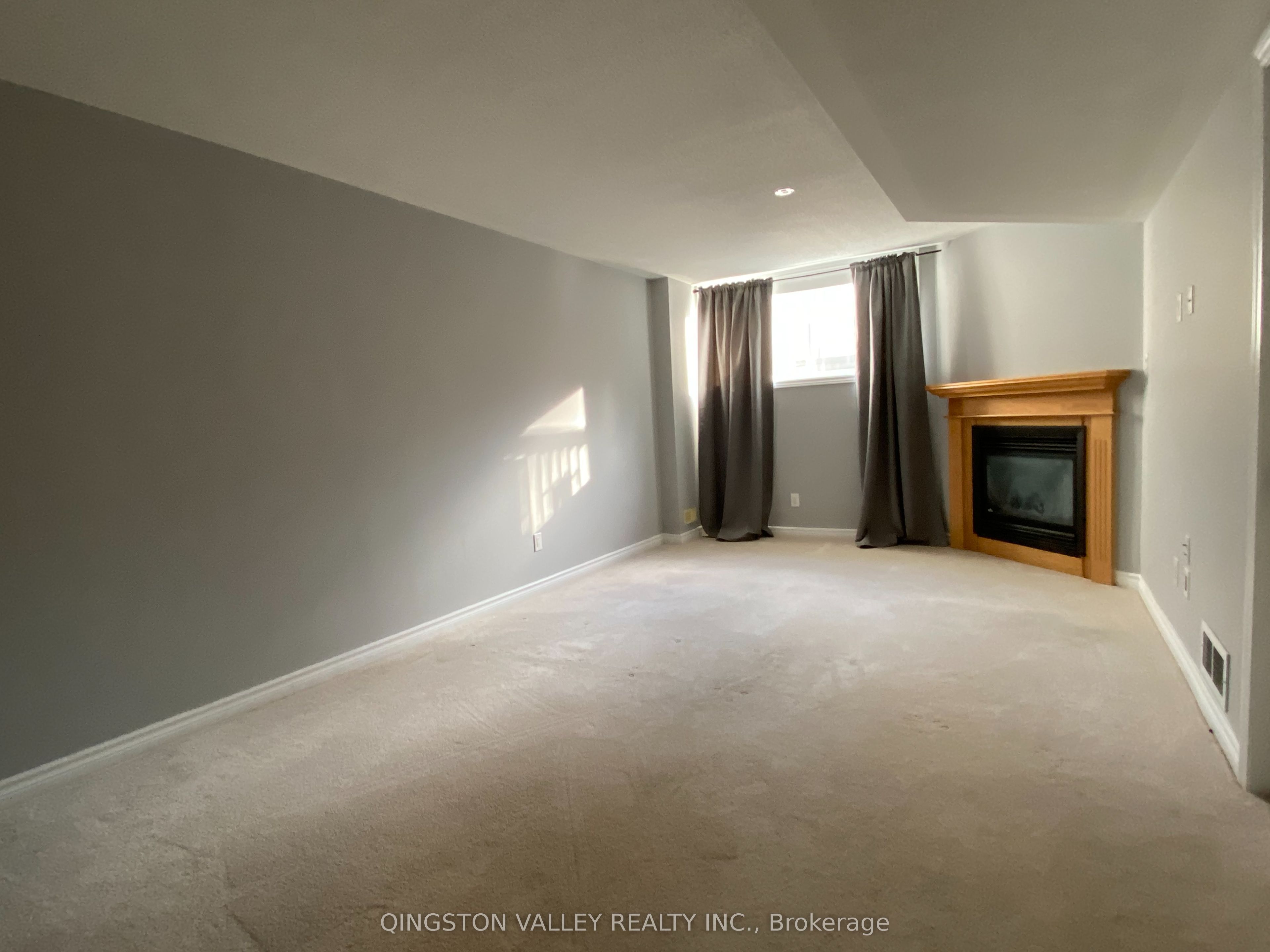 418 Galatina Way Property Photo 47