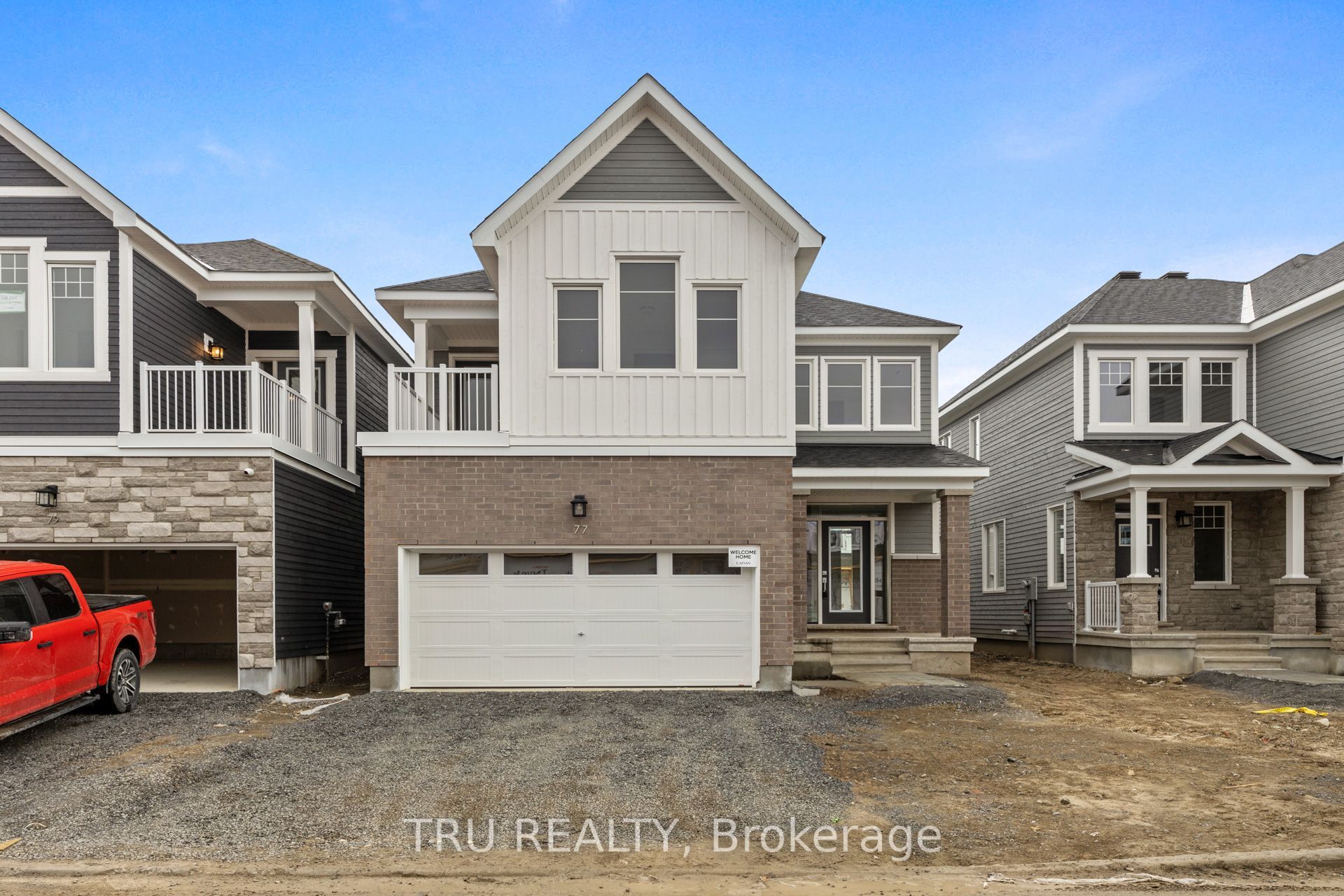 77 Hackamore Crescent Property Photo 3
