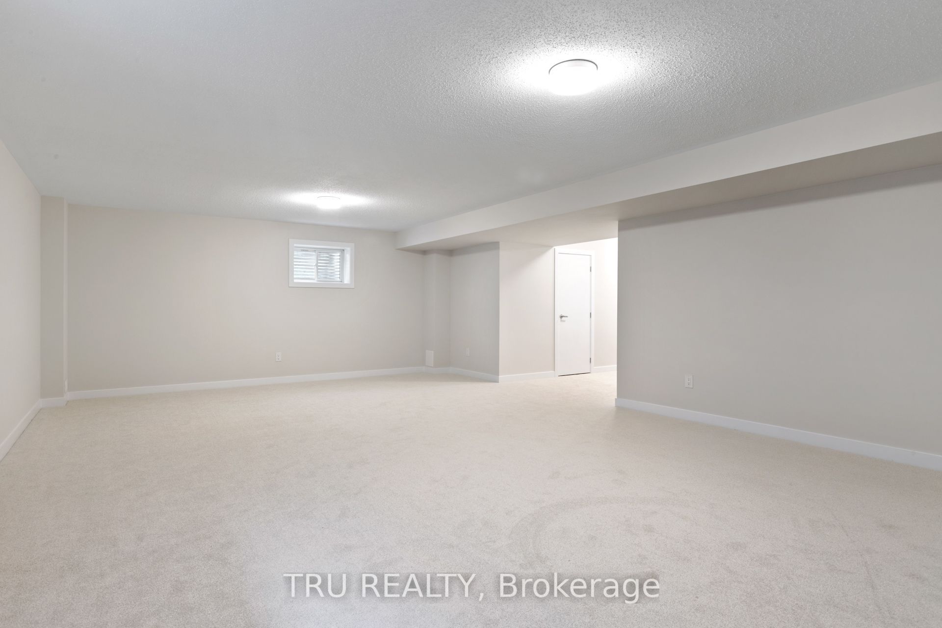 77 Hackamore Crescent Property Photo 16