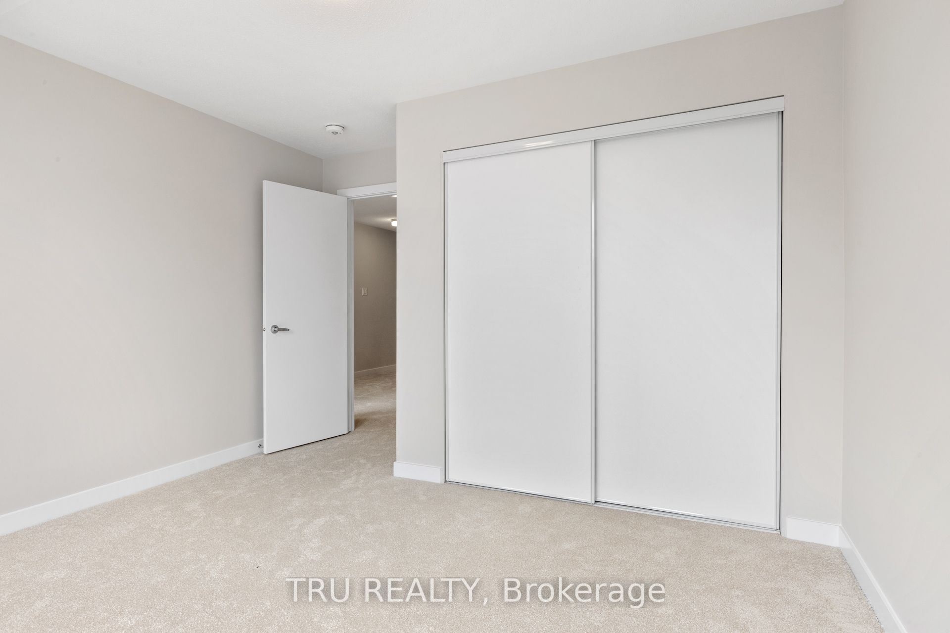 77 Hackamore Crescent Property Photo 21