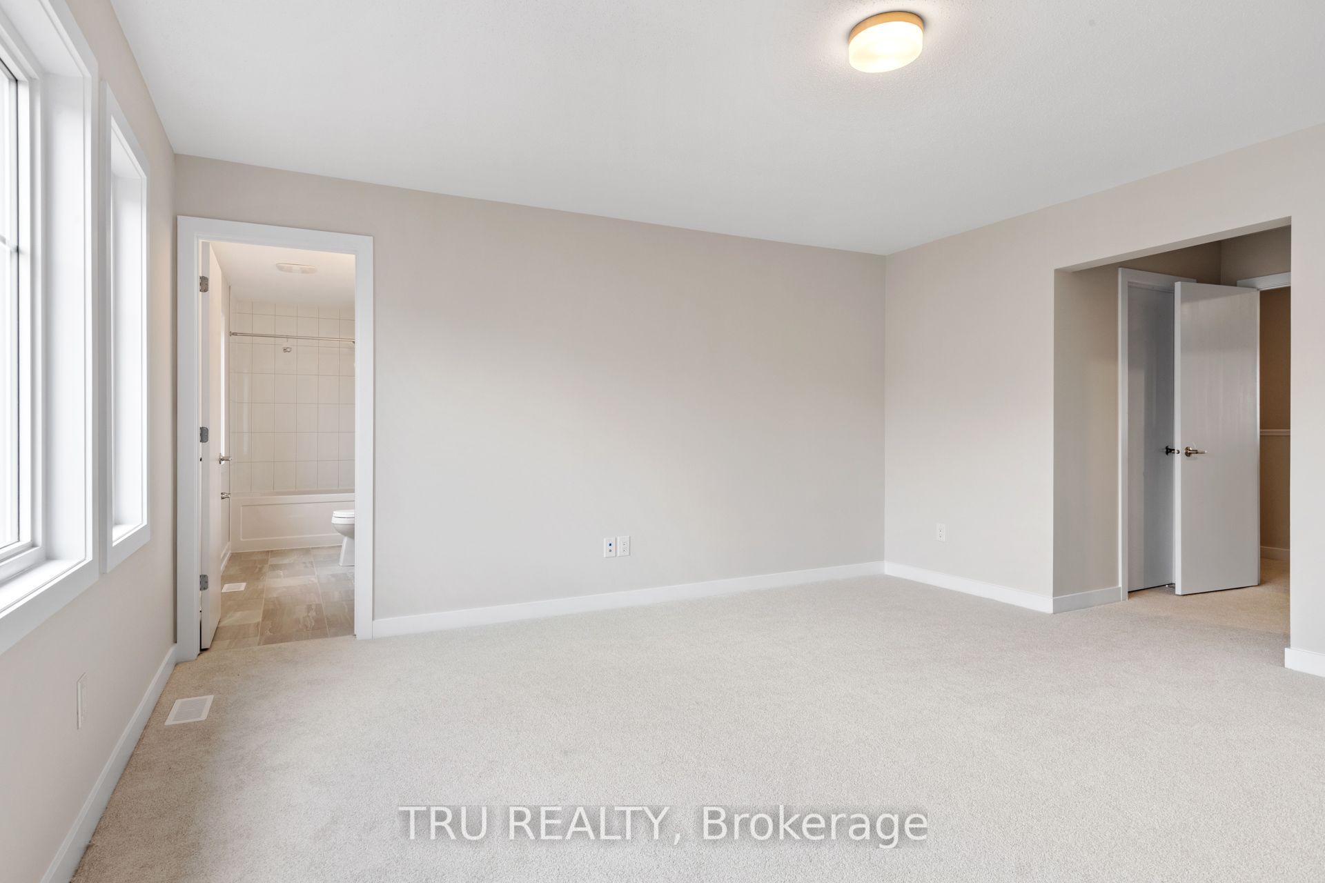 77 Hackamore Crescent Property Photo 25