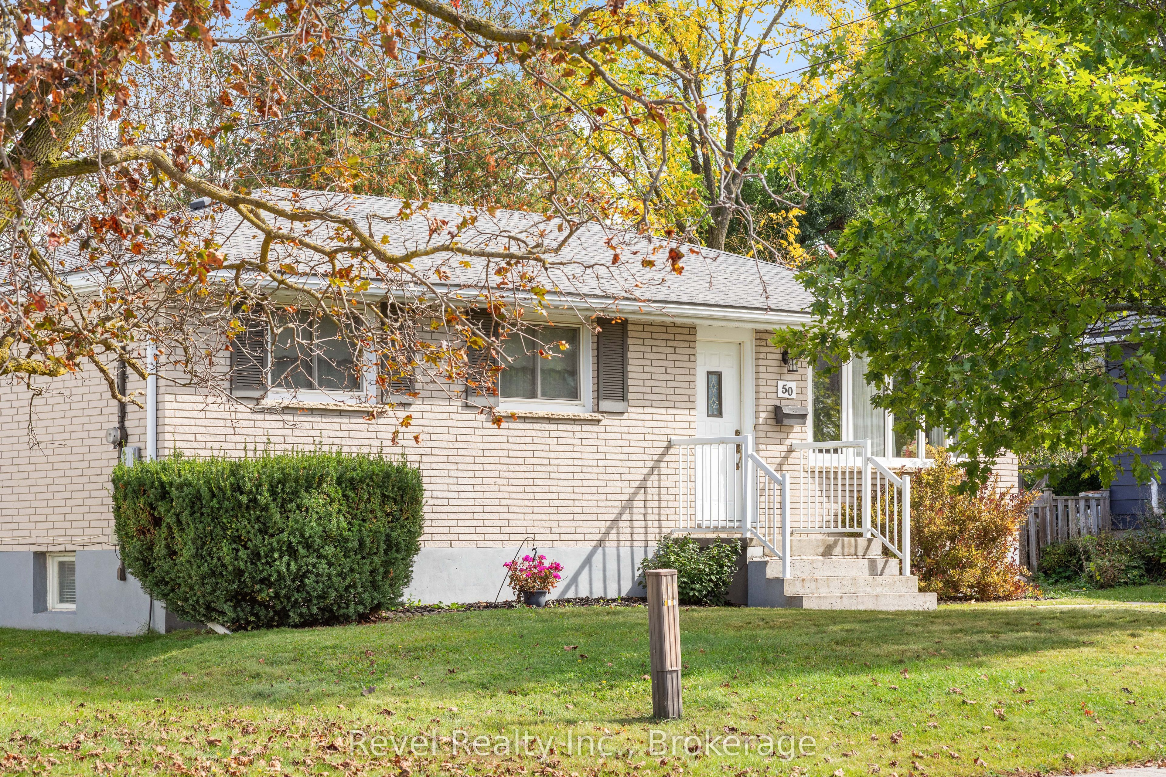 50 St David Street Property Photo 2