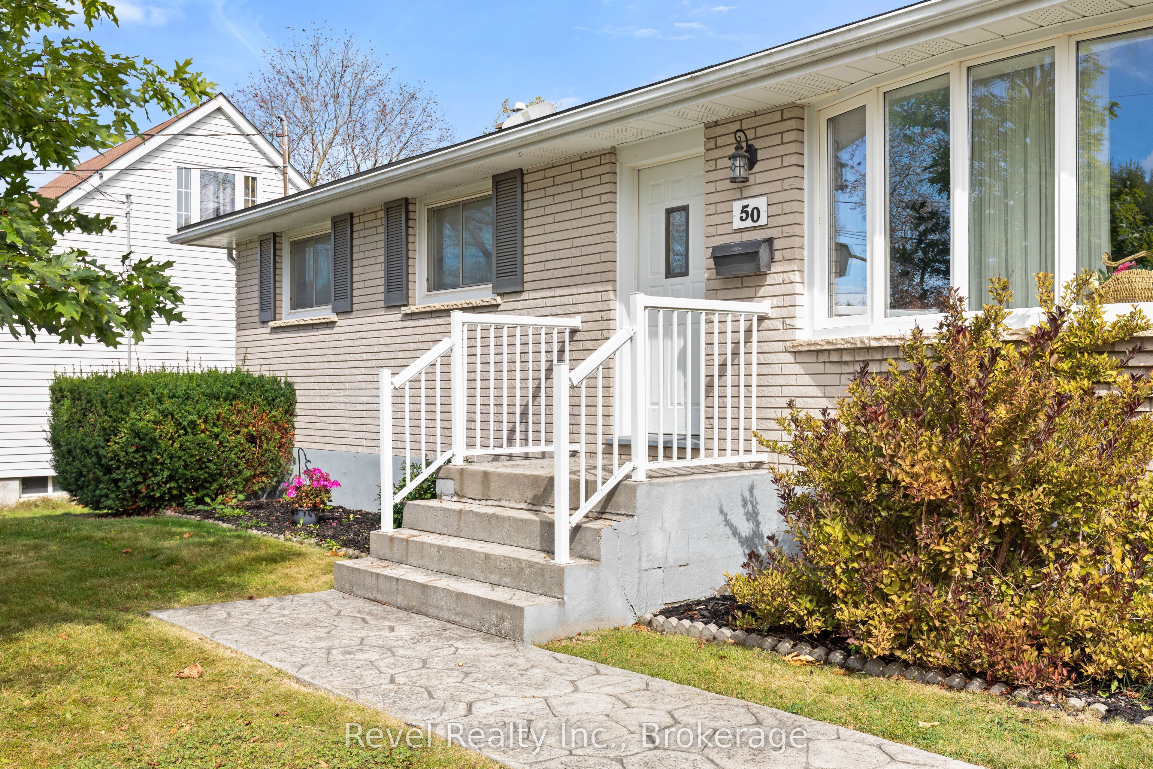 50 St David Street Property Photo 4