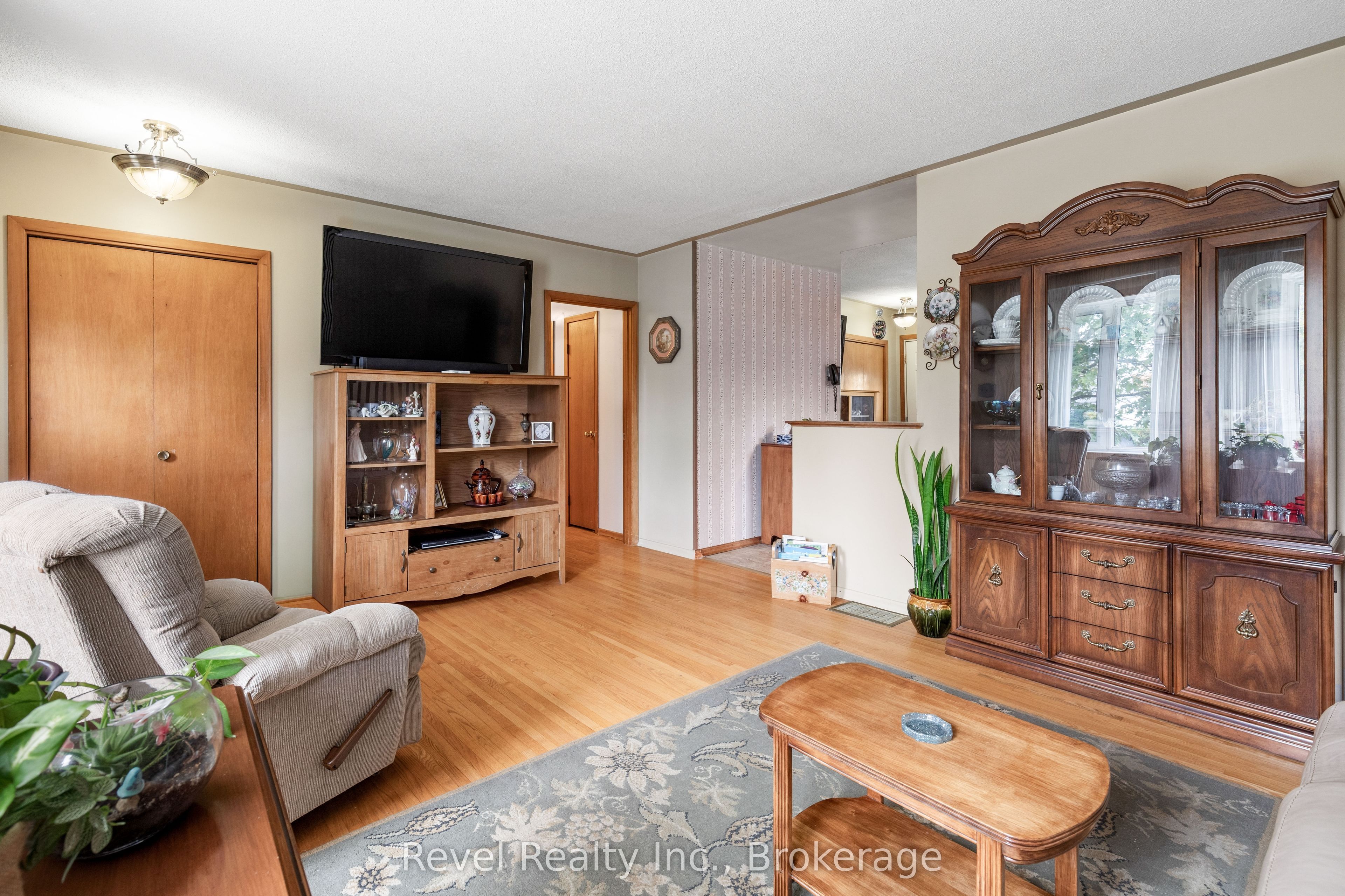 50 St David Street Property Photo 8