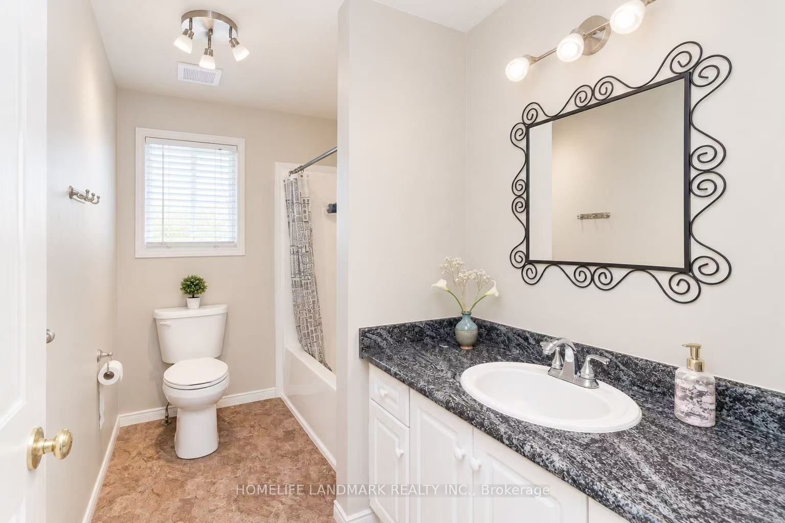 188 Pineland Court Property Photo 17