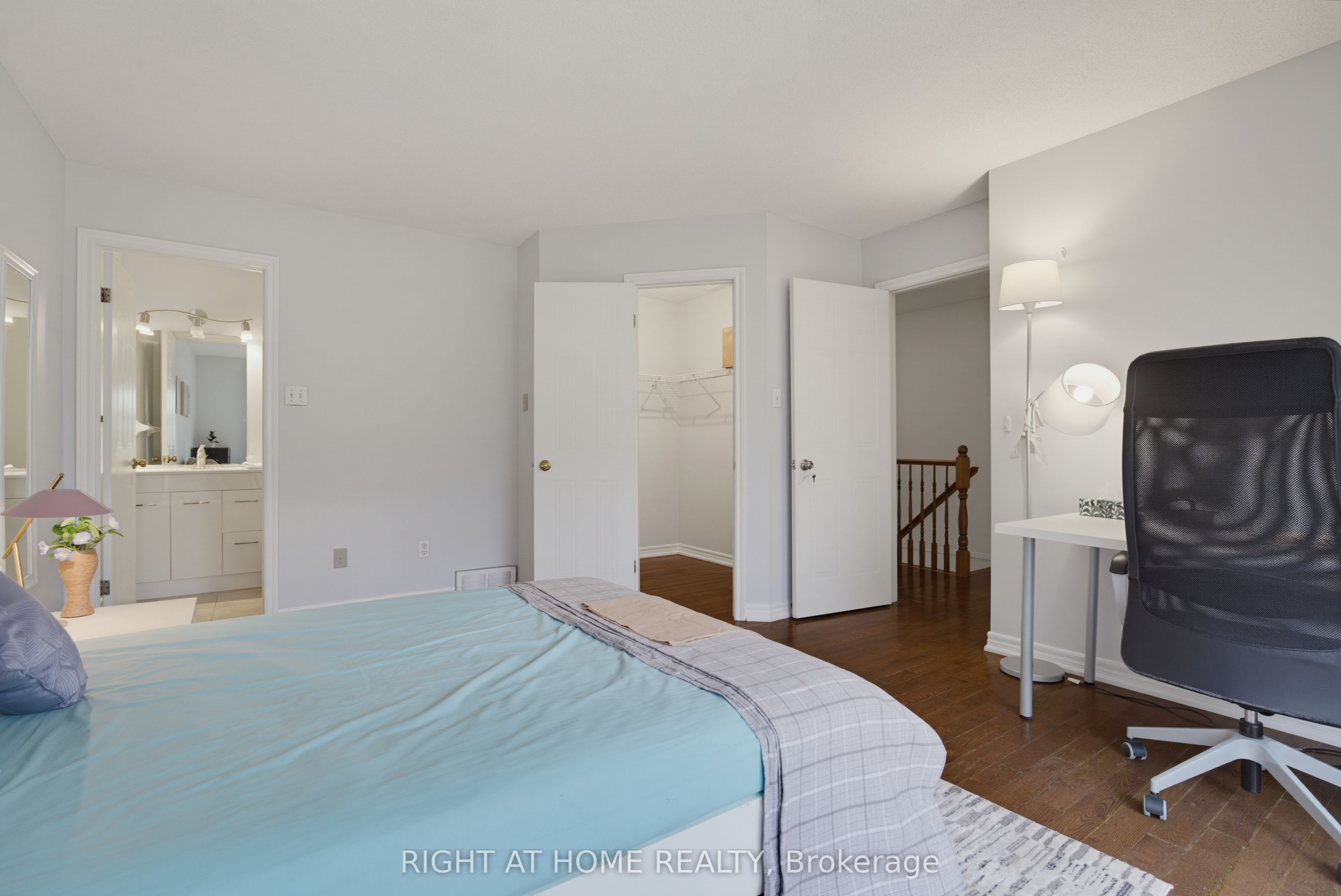 1548 Richmond Street 14 Property Photo 28