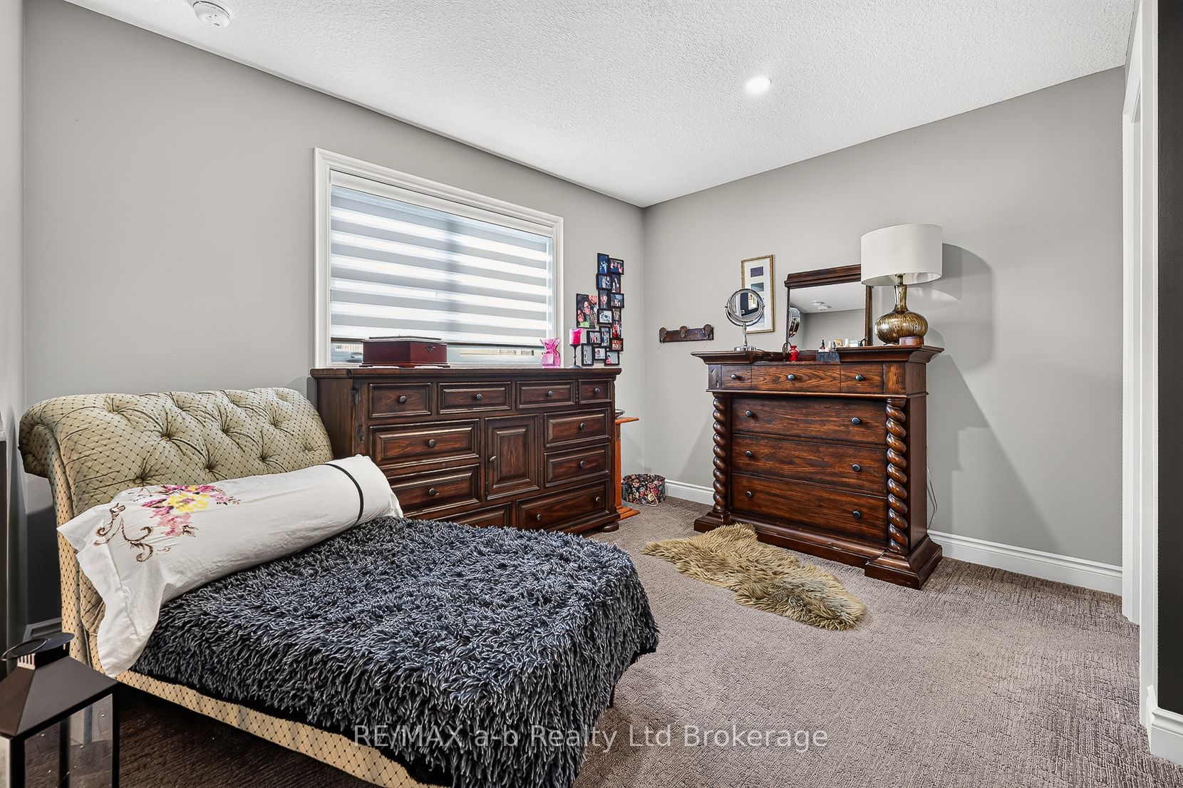 175 Ingersoll Street N 9 Property Photo 24