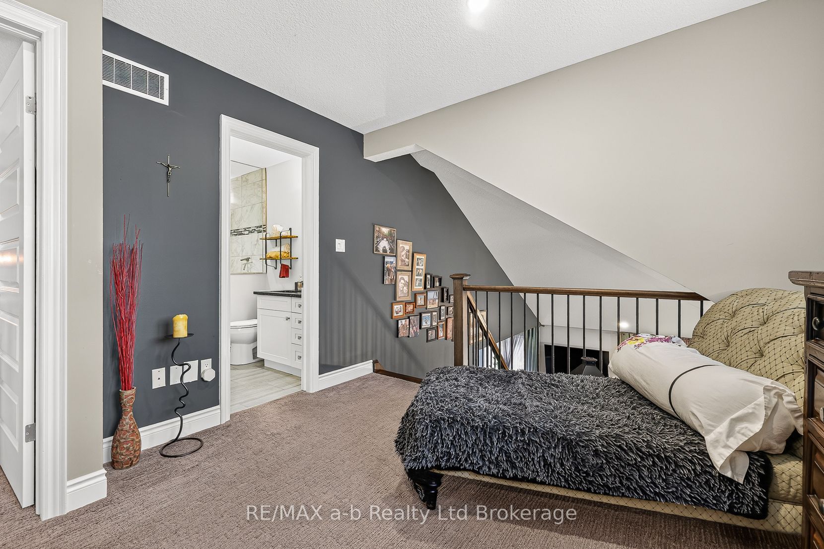 175 Ingersoll Street N 9 Property Photo 25