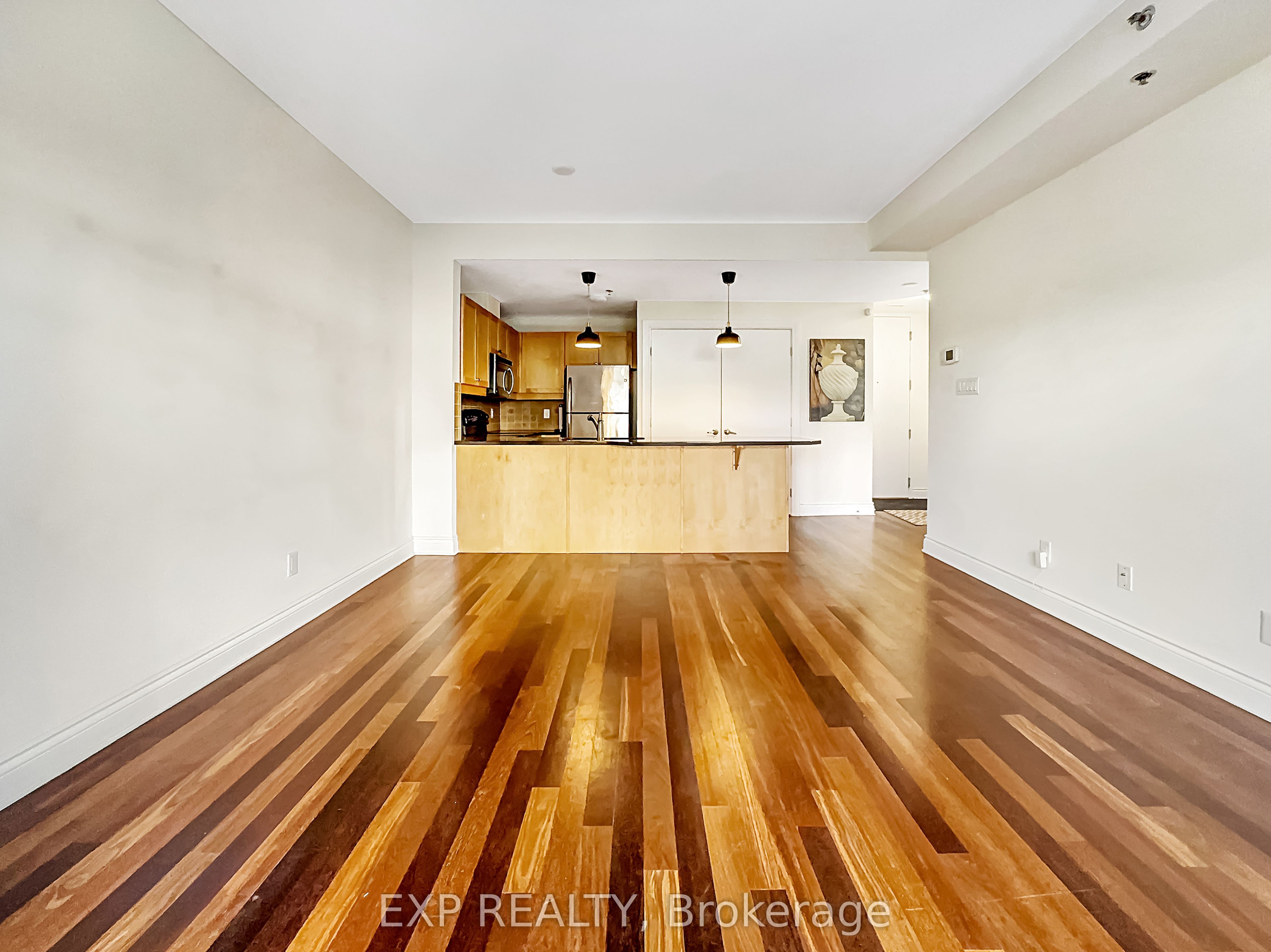 323 Winona Avenue 10 Property Photo 30