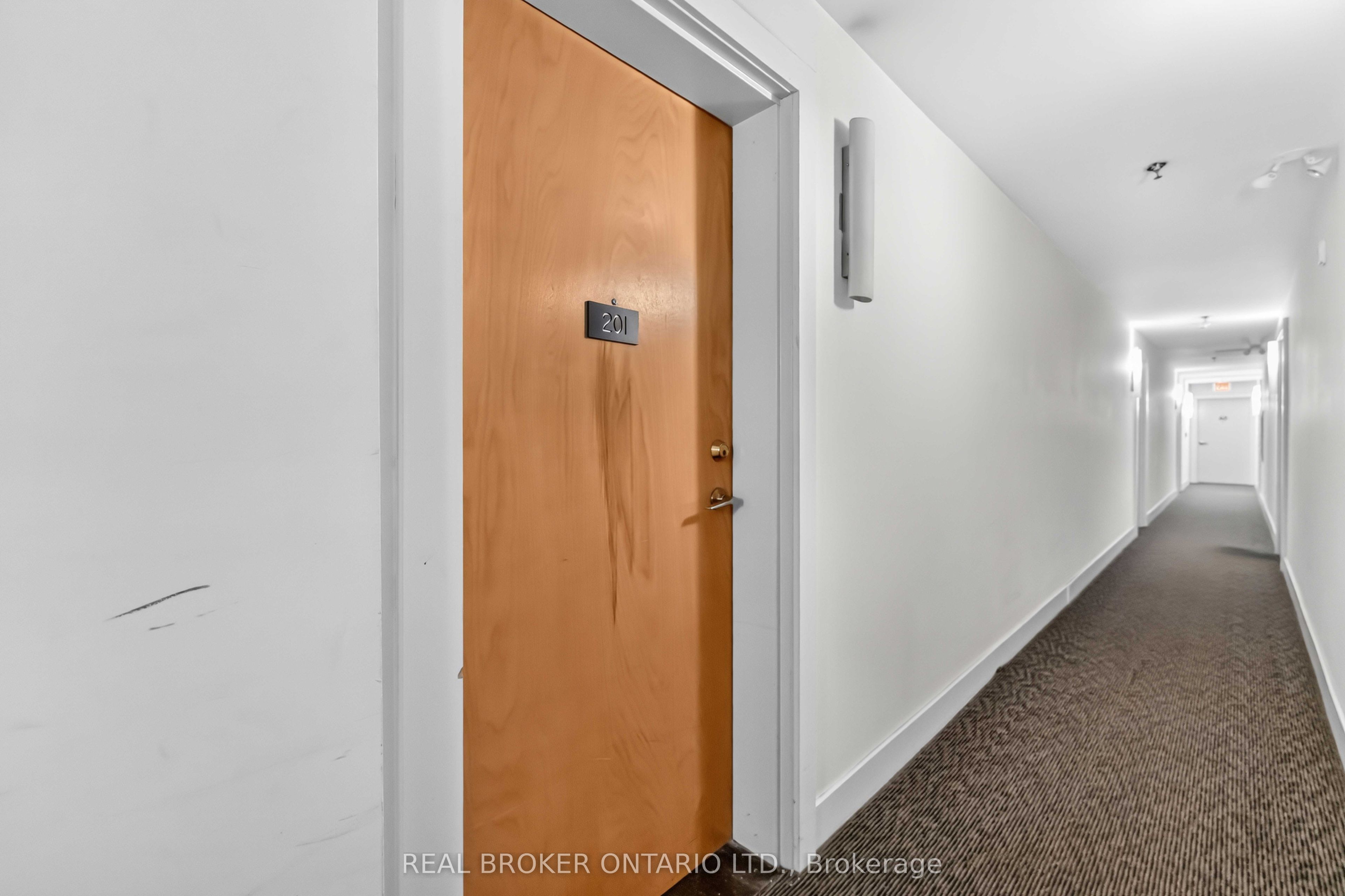 360 Cumberland Street 201 Property Photo 2
