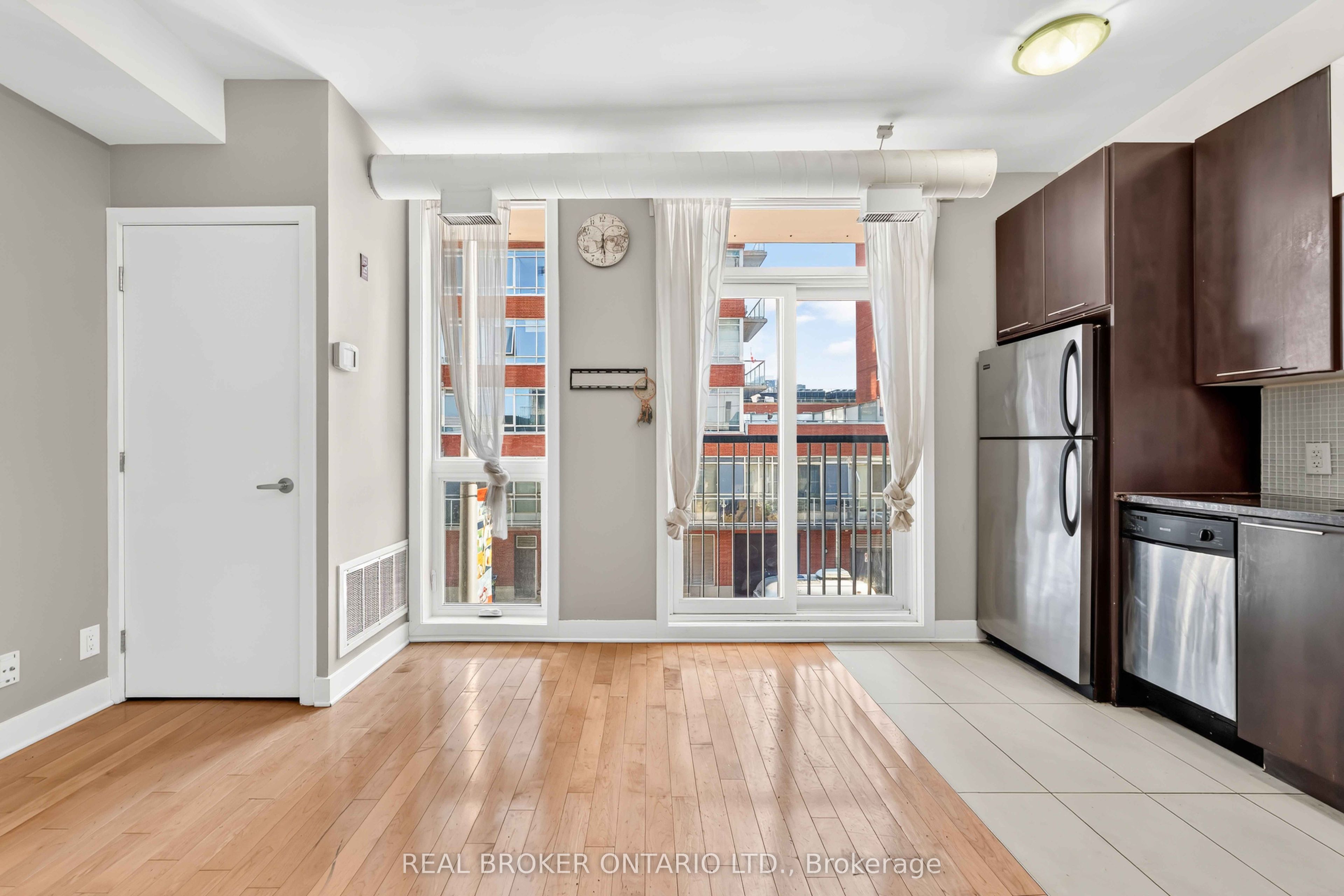 360 Cumberland Street 201 Property Photo 7