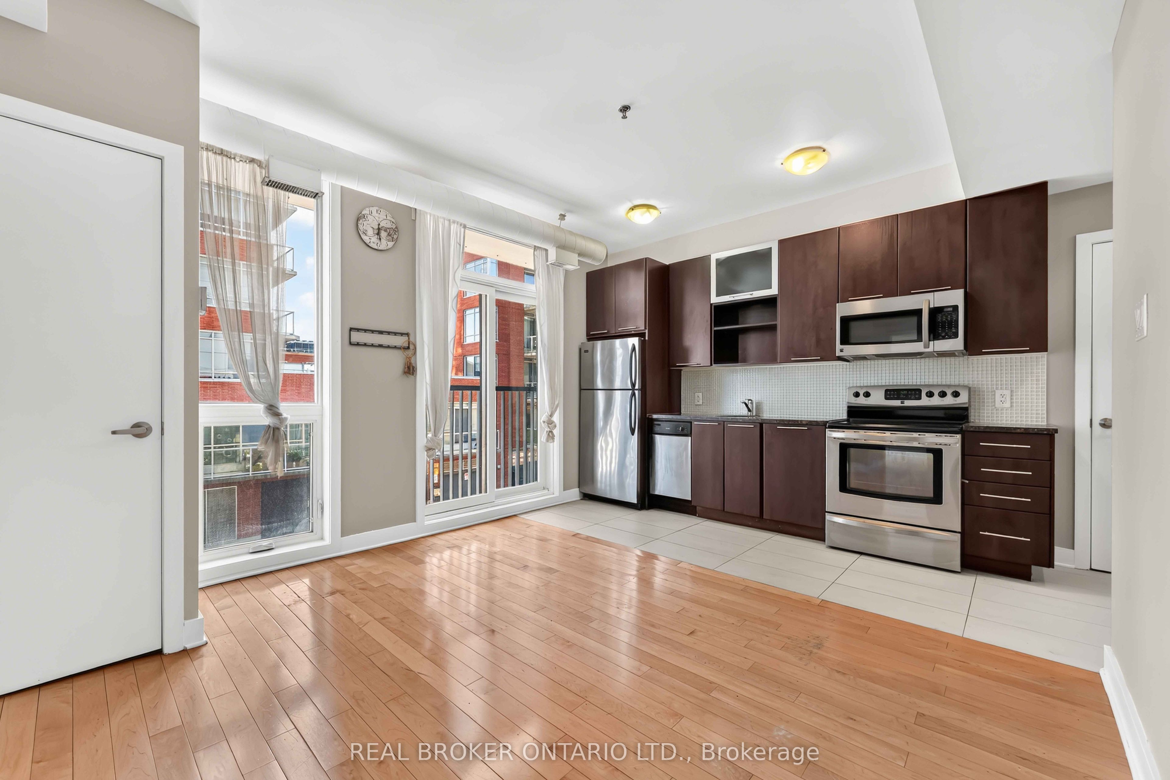 360 Cumberland Street 201 Property Photo 8