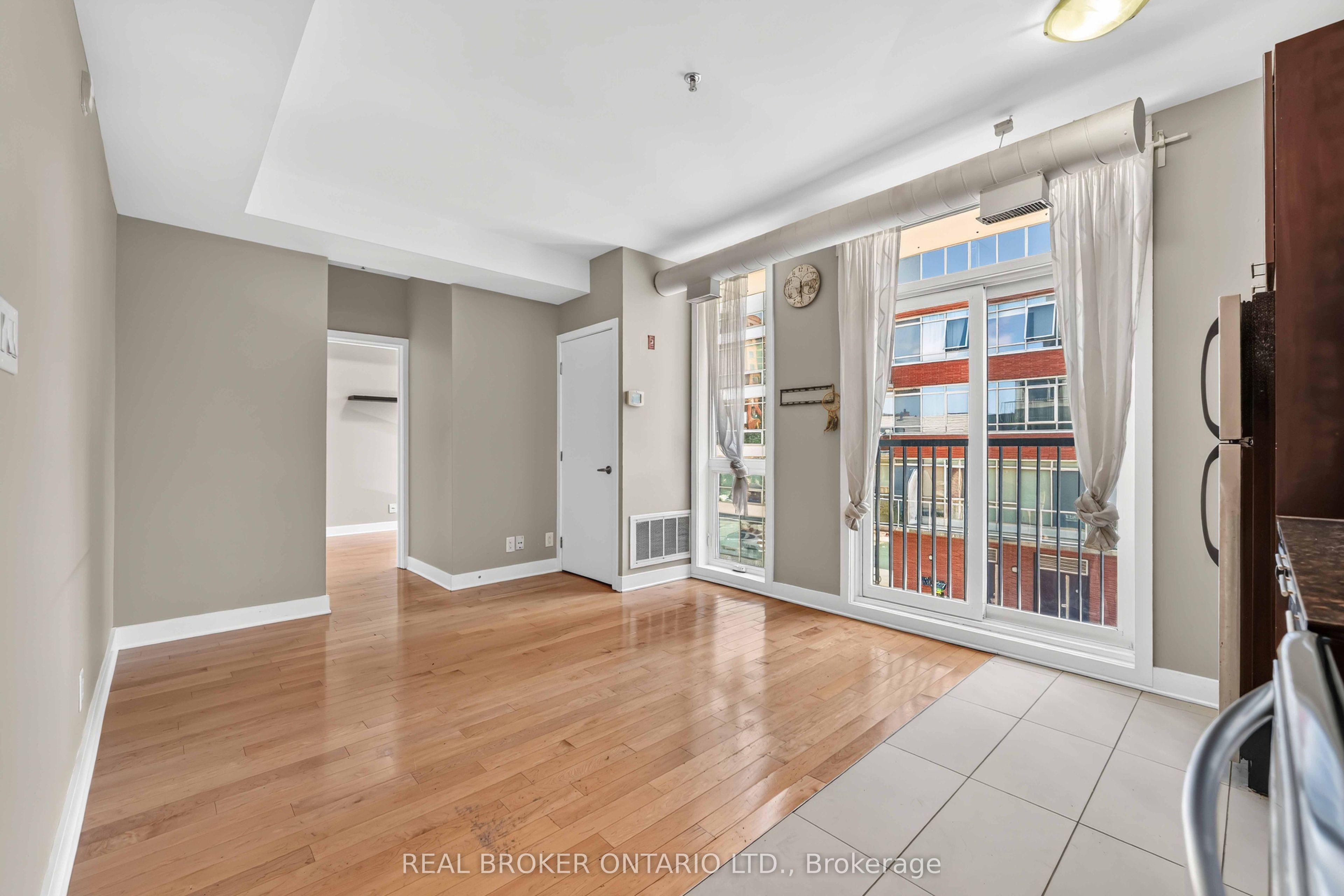 360 Cumberland Street 201 Property Photo 12