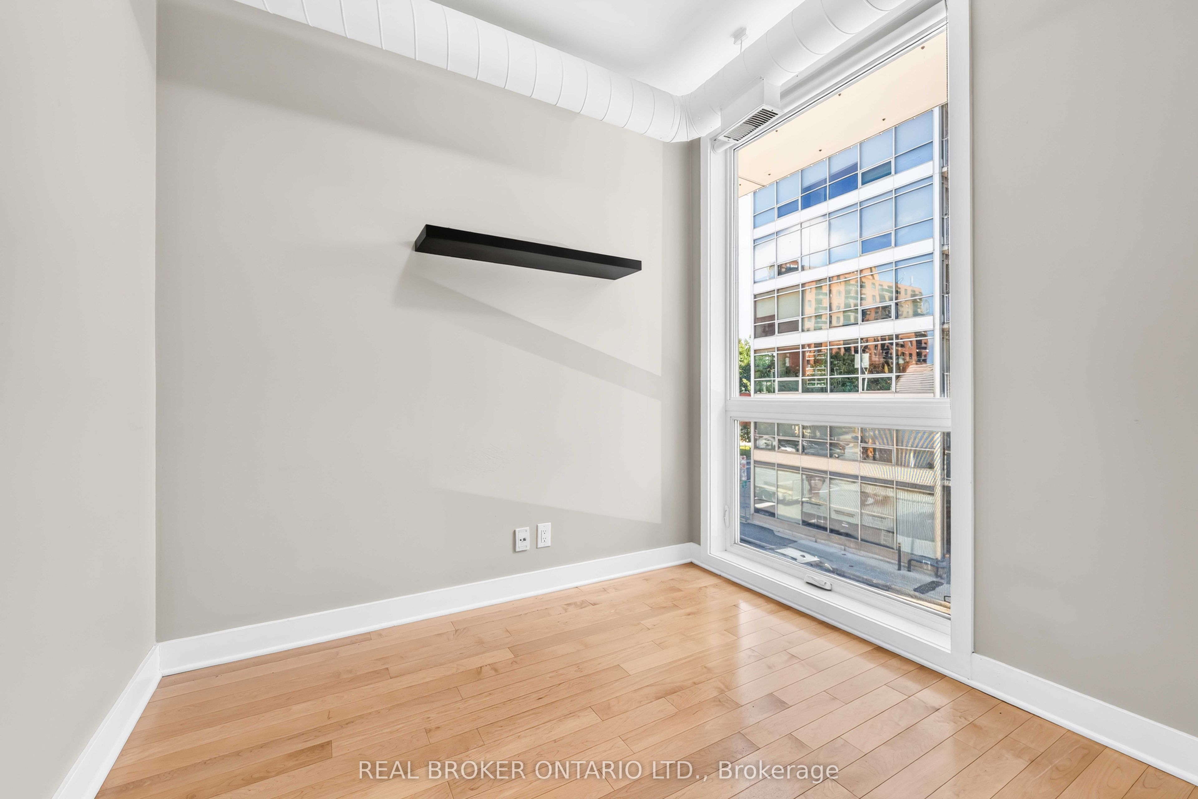 360 Cumberland Street 201 Property Photo 16
