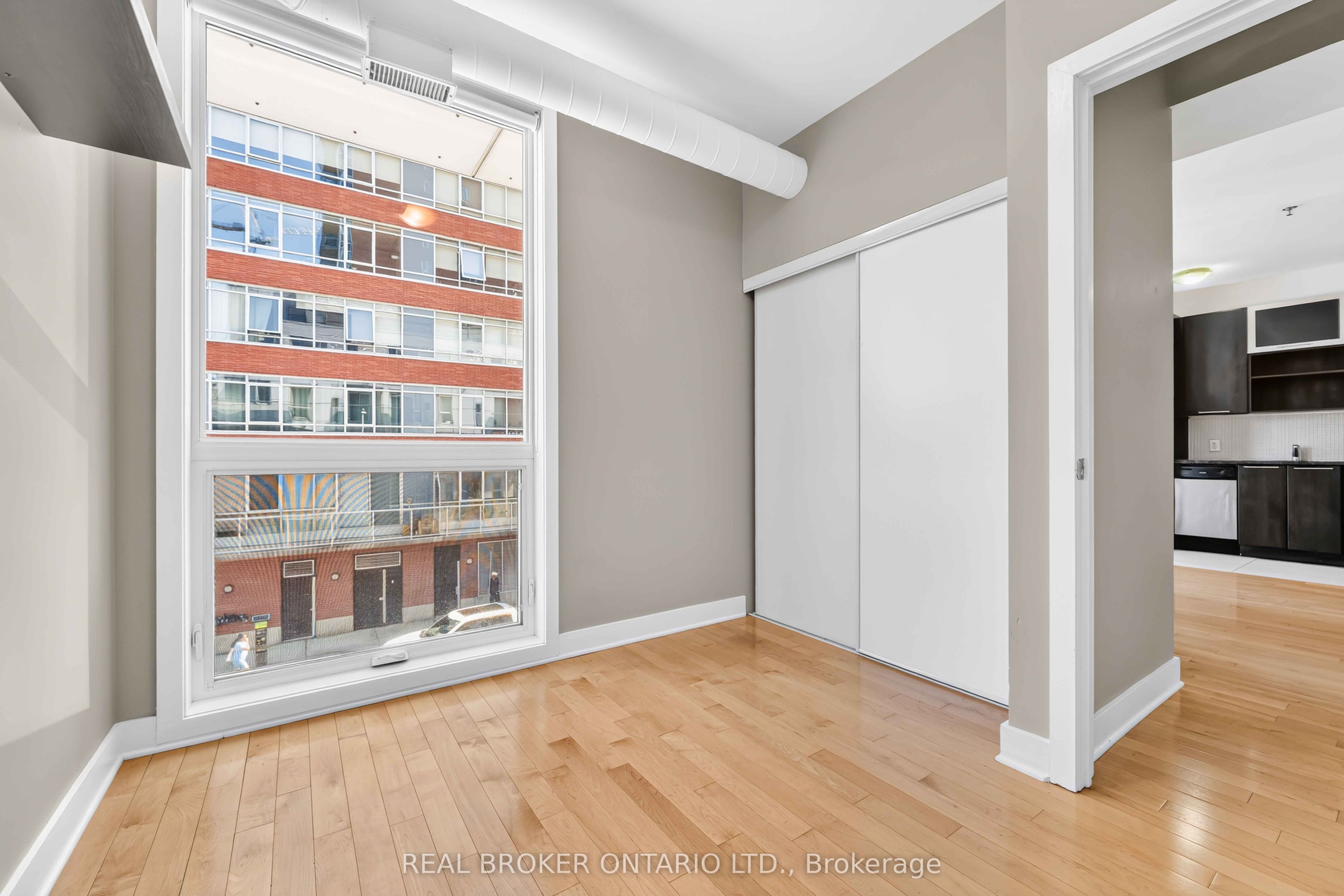 360 Cumberland Street 201 Property Photo 17