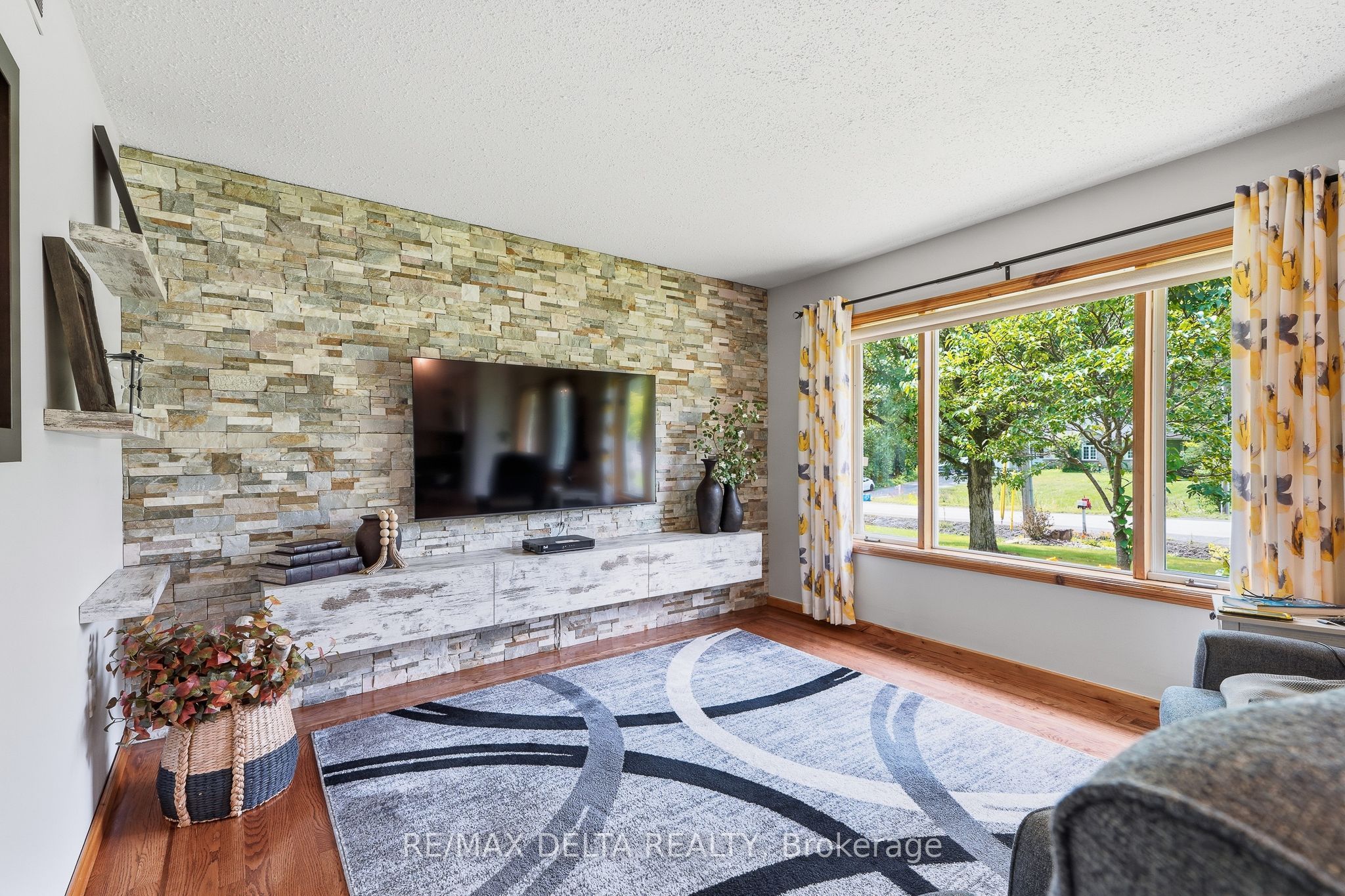 2793 Gagne Road Property Photo 4