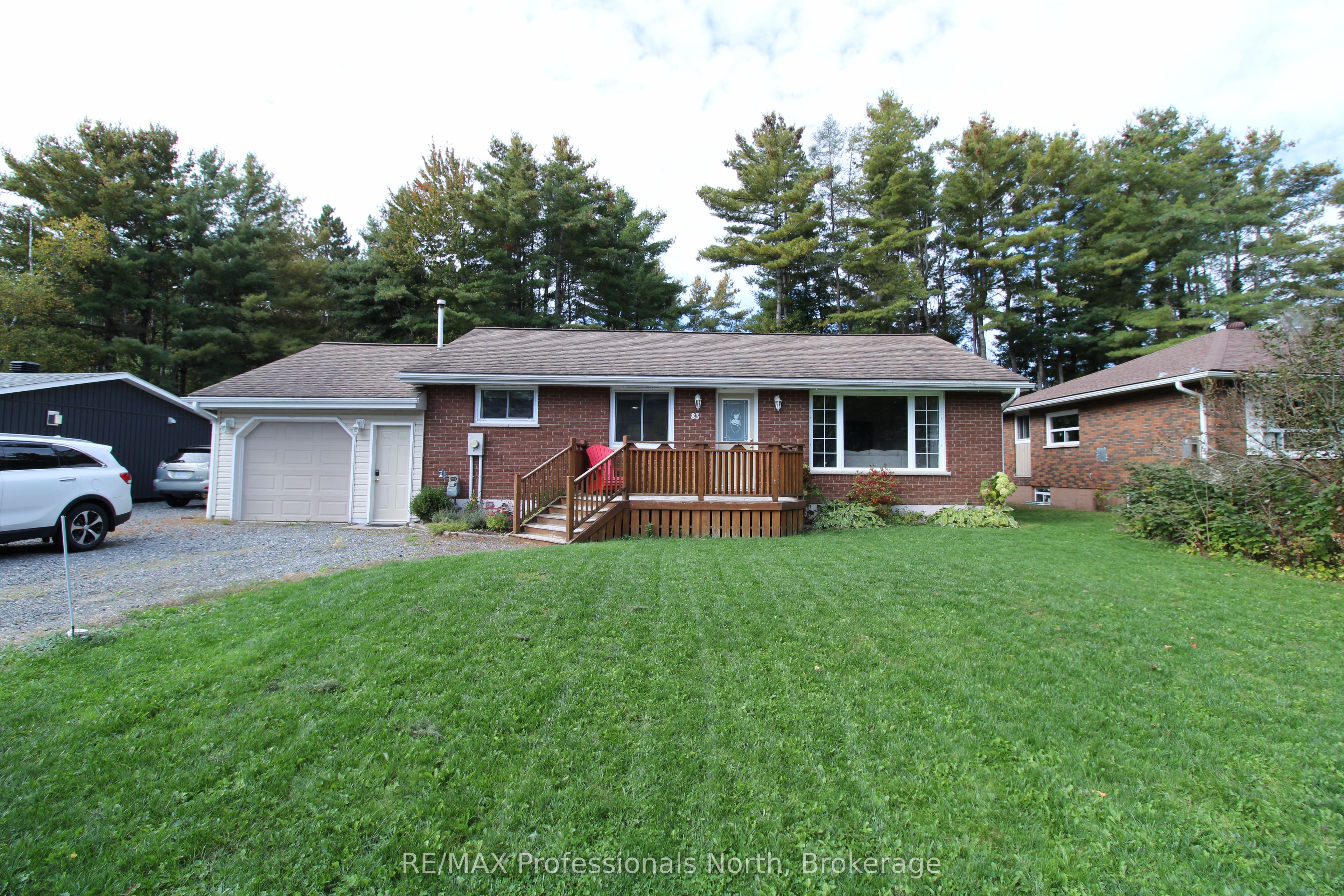 83 Pine Street Property Photo 1