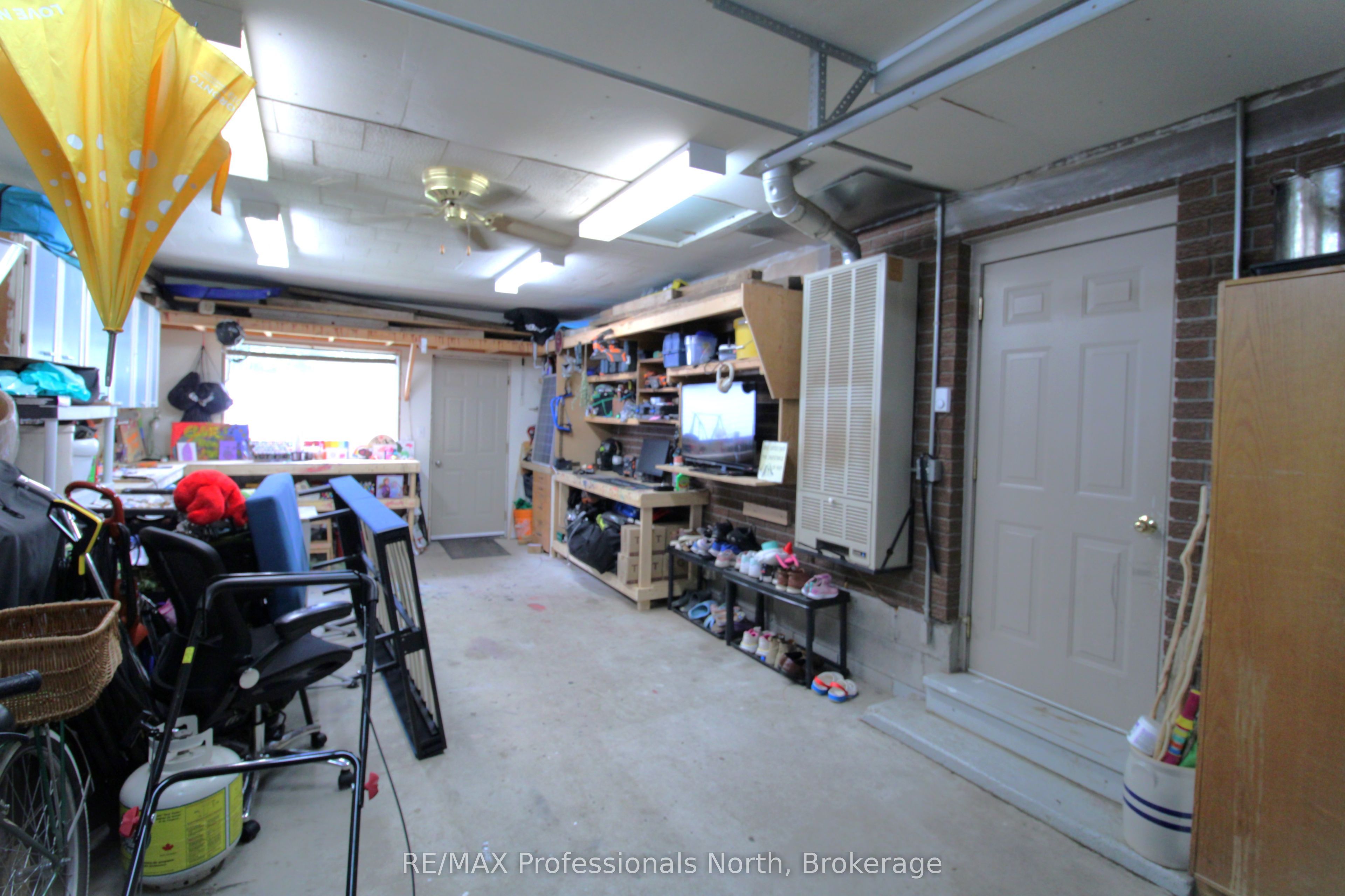 83 Pine Street Property Photo 28