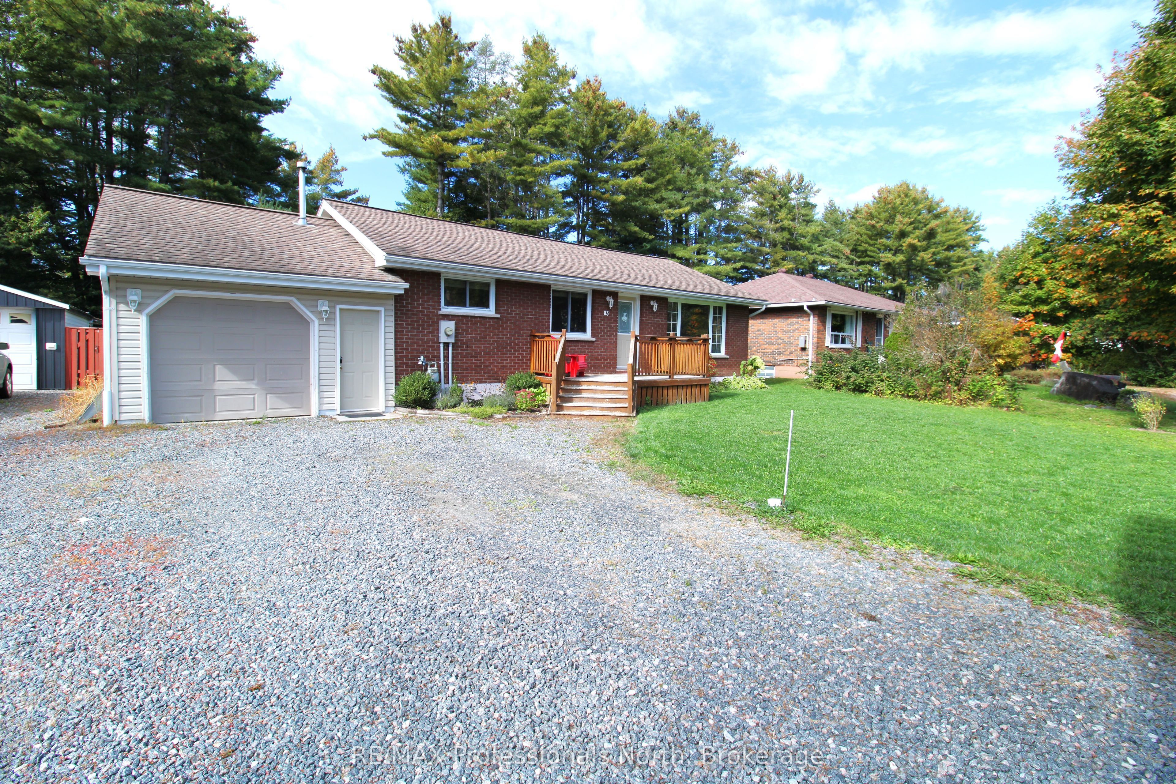 83 Pine Street Property Photo 41