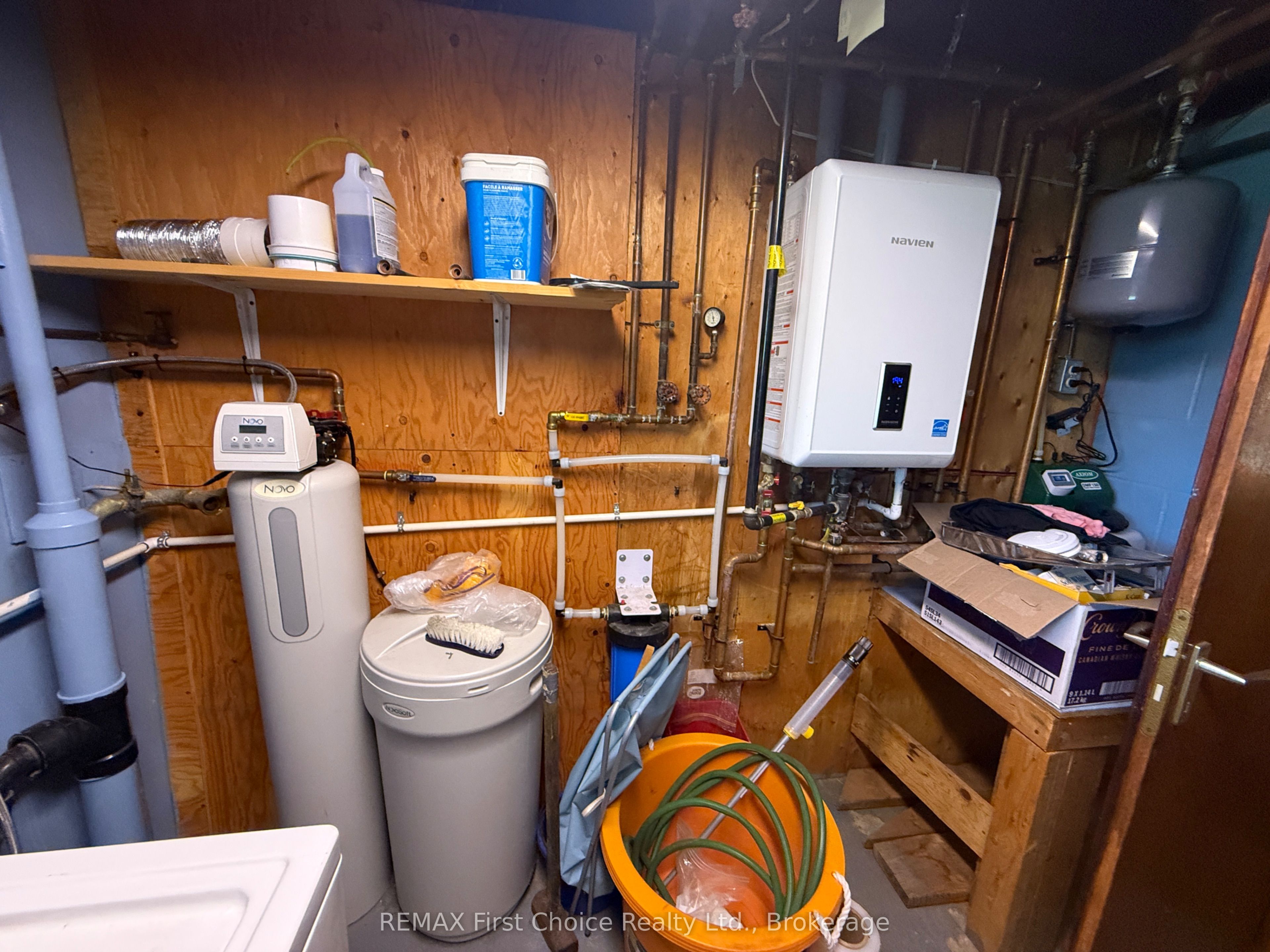 1256 Townline Road Property Photo 4