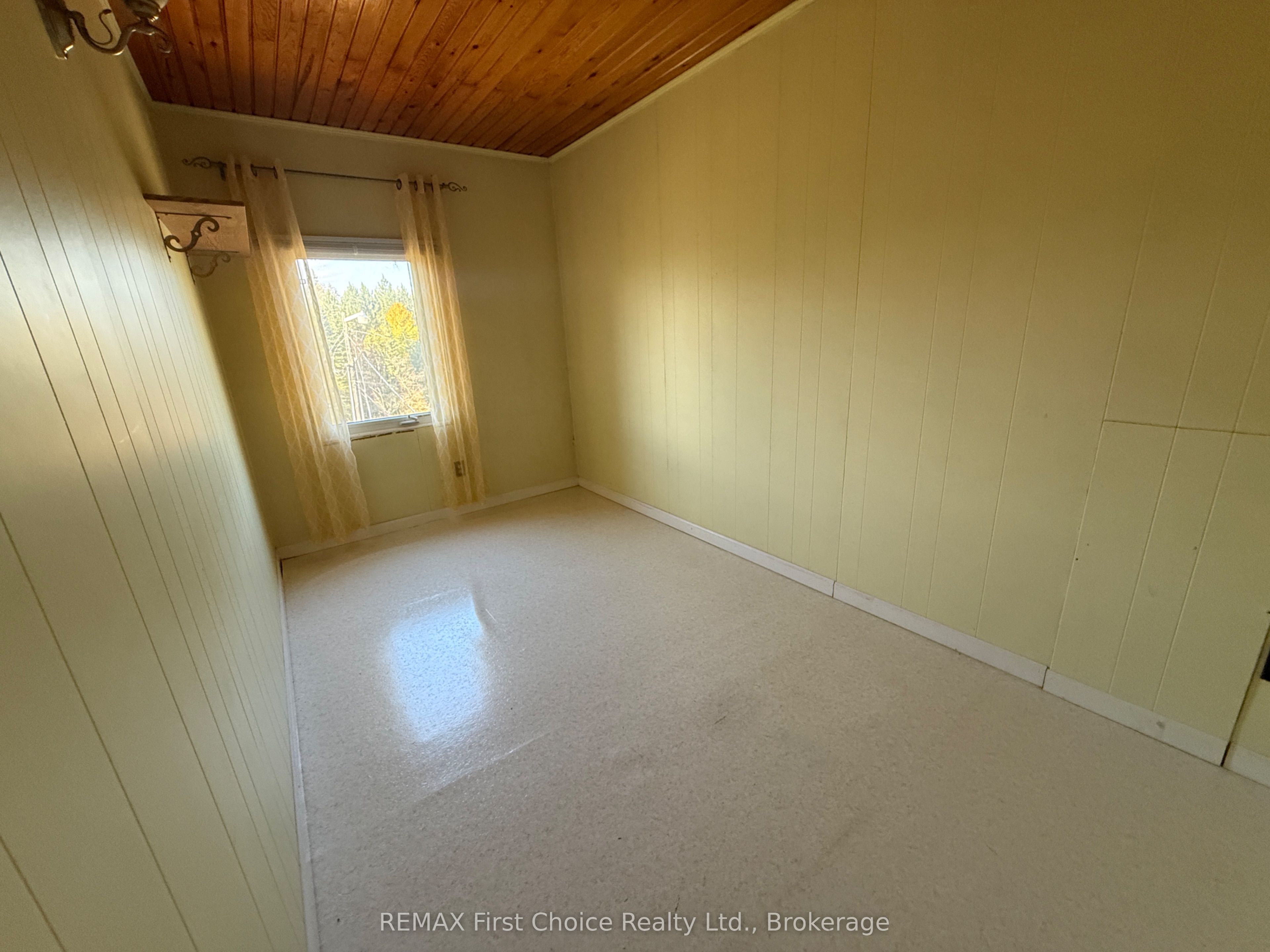 1256 Townline Road Property Photo 16
