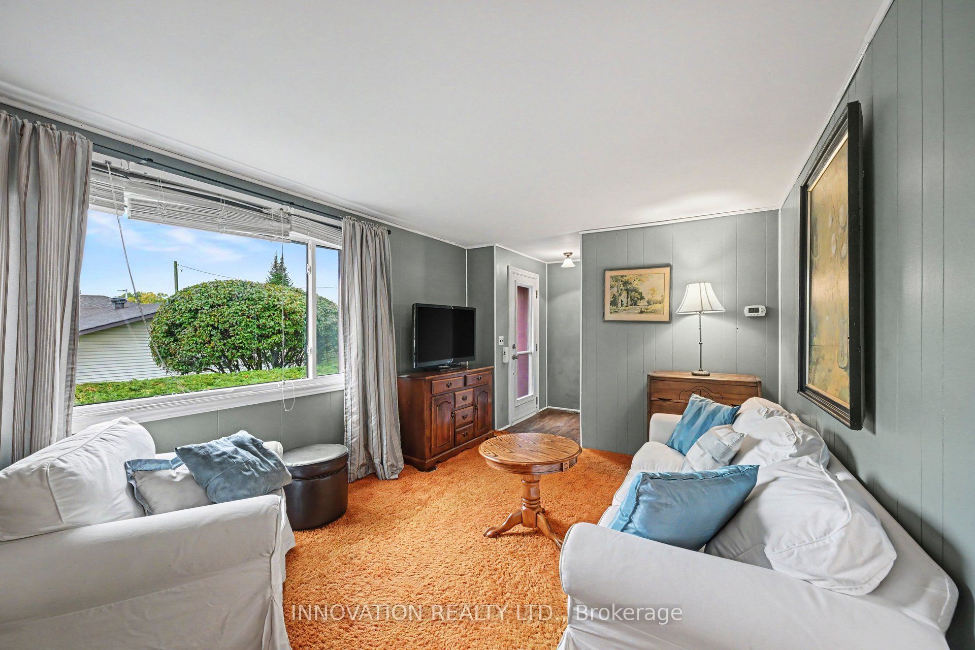 170 Adelaide Street Property Photo 8