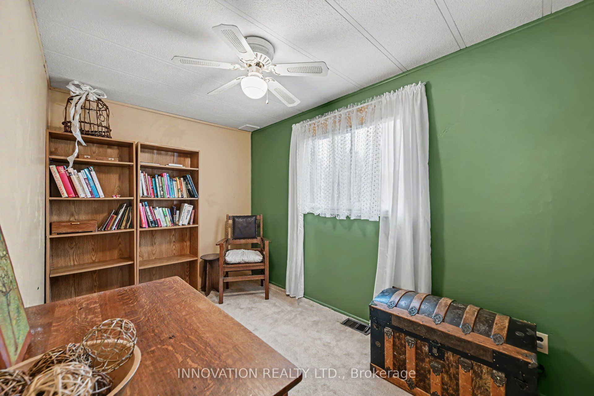 170 Adelaide Street Property Photo 13