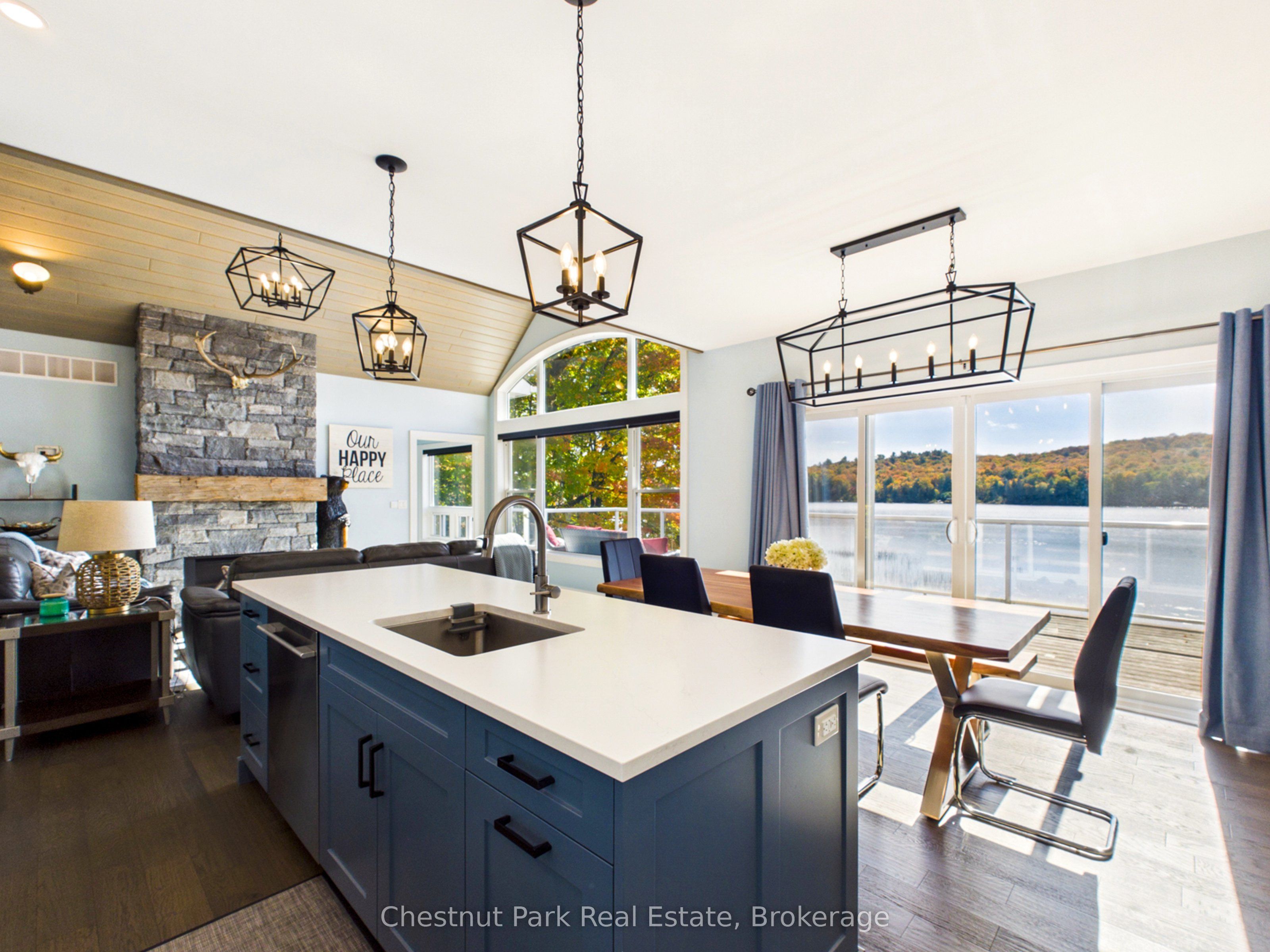 1252 Winders Bay Road Property Photo 10
