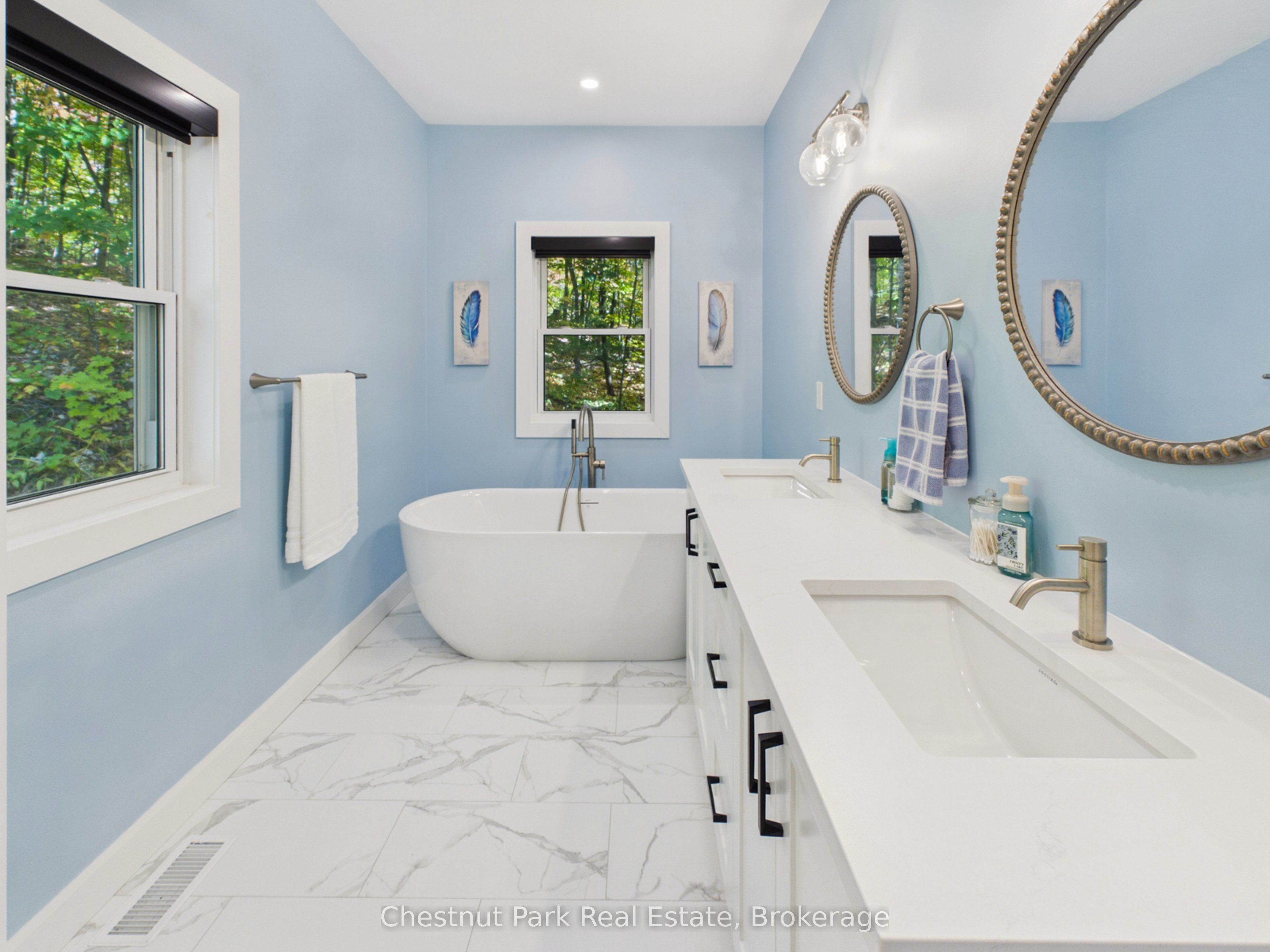 1252 Winders Bay Road Property Photo 13