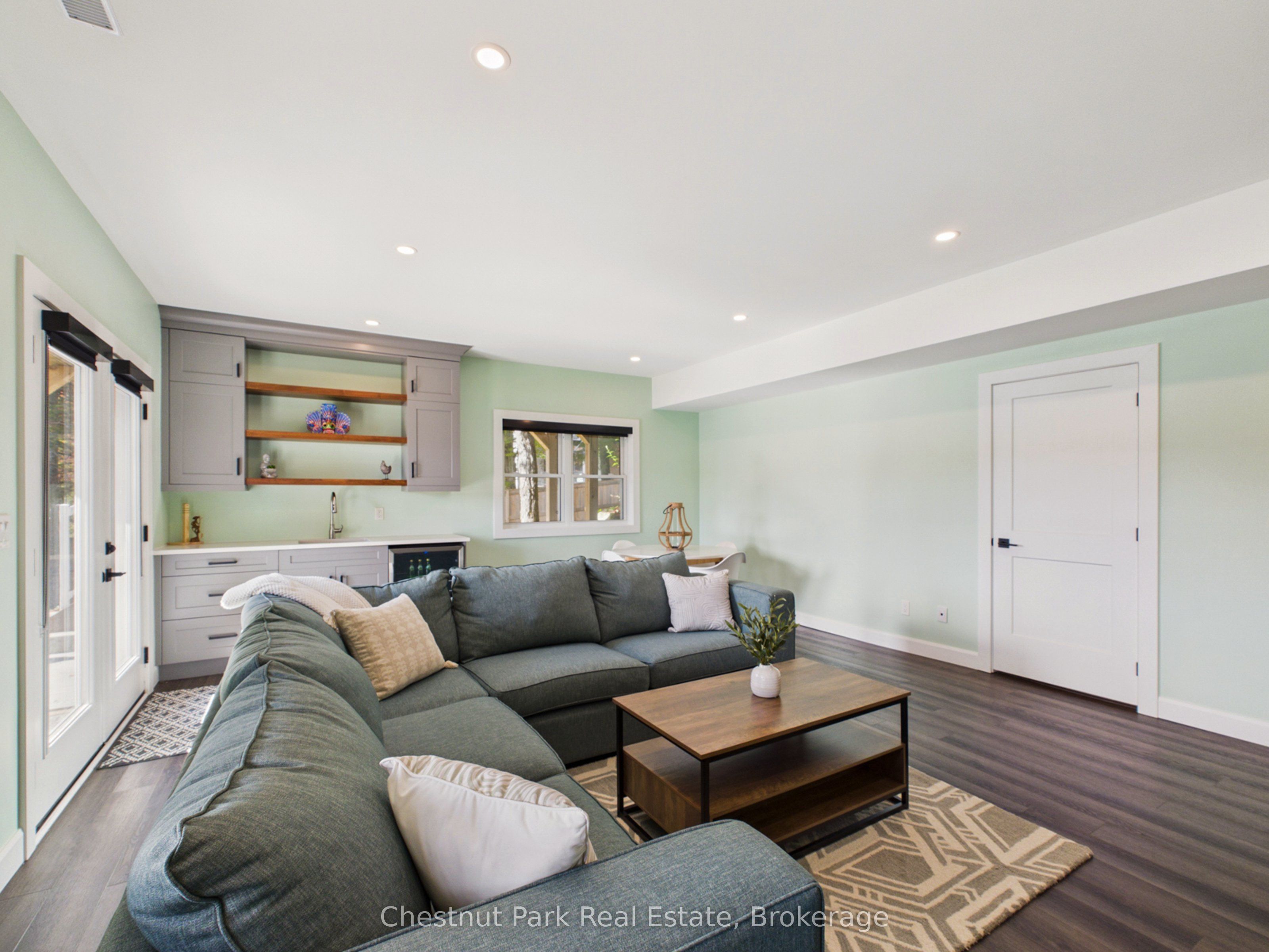 1252 Winders Bay Road Property Photo 28