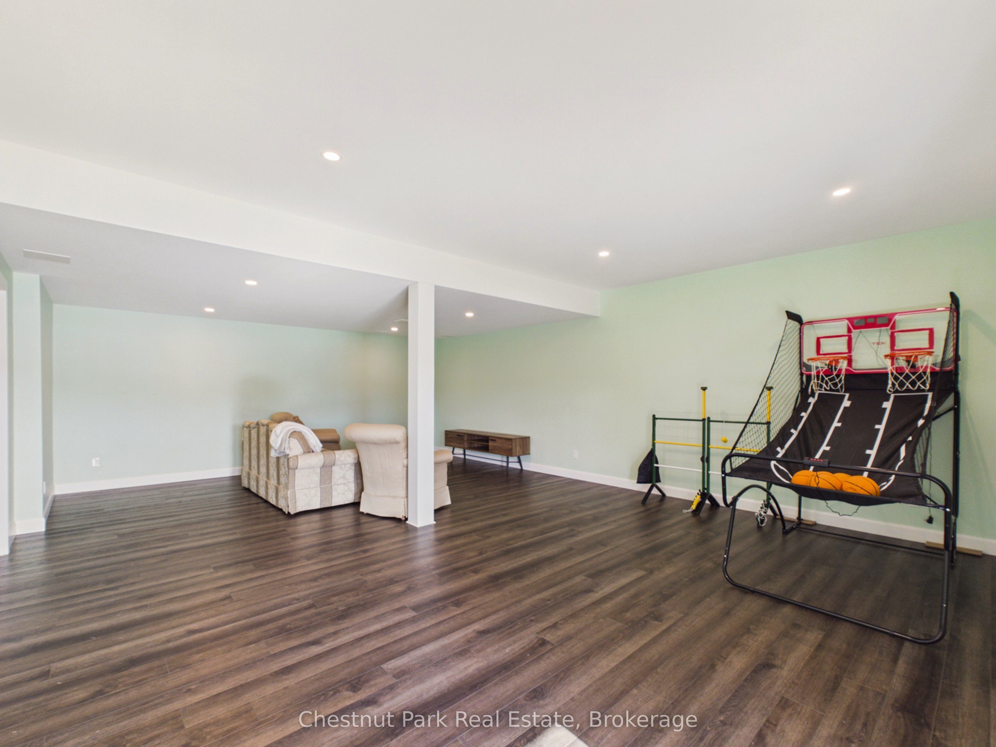 1252 Winders Bay Road Property Photo 35