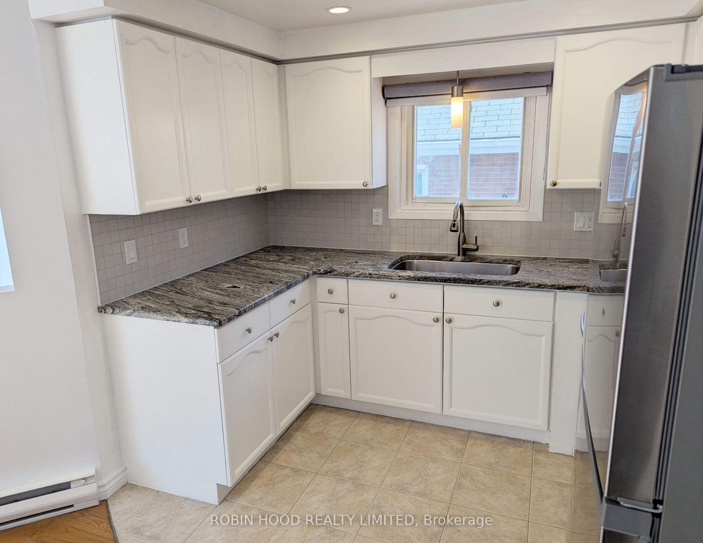 75 Stevenson Street N Property Photo 5