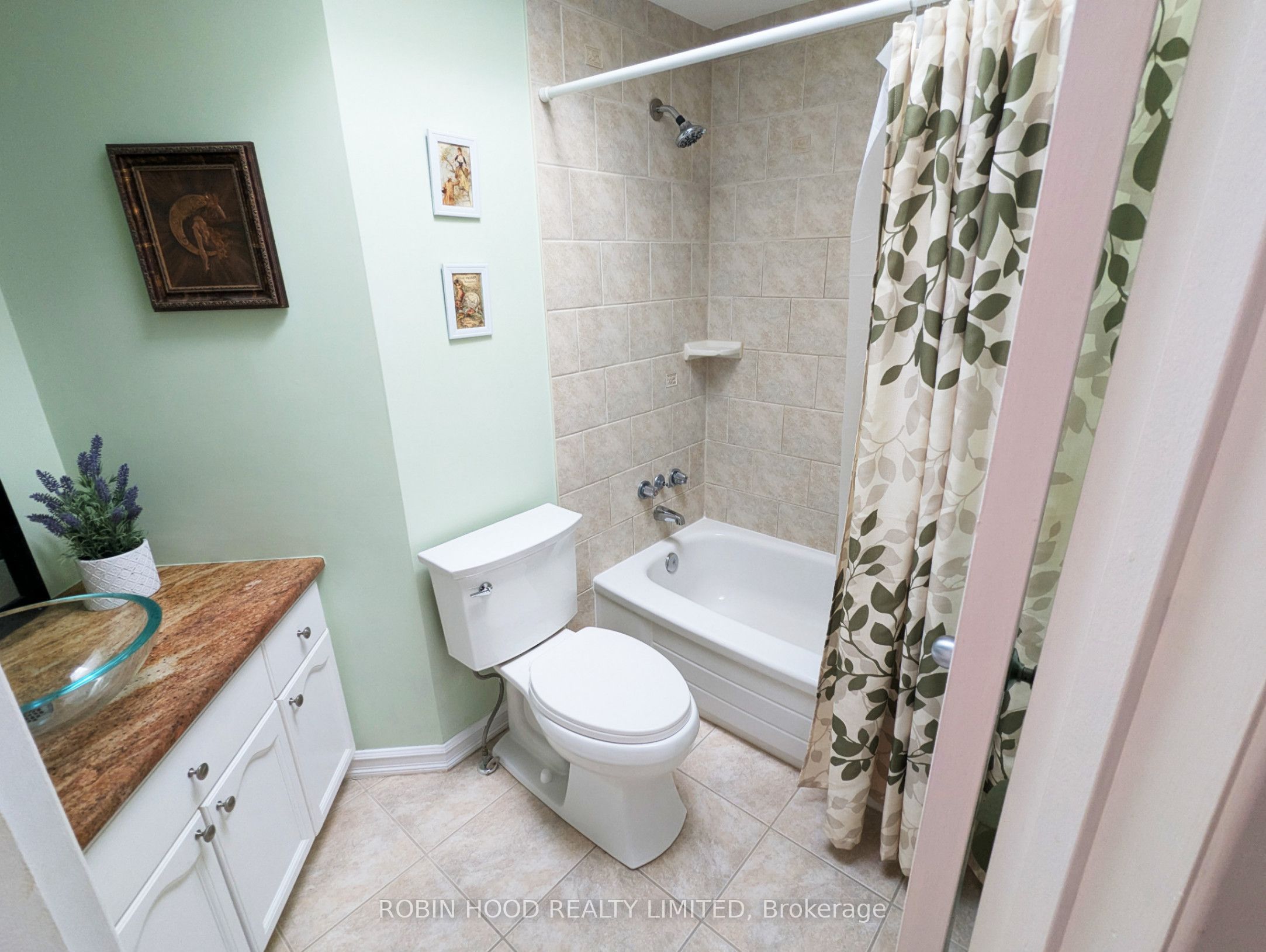 75 Stevenson Street N Property Photo 7