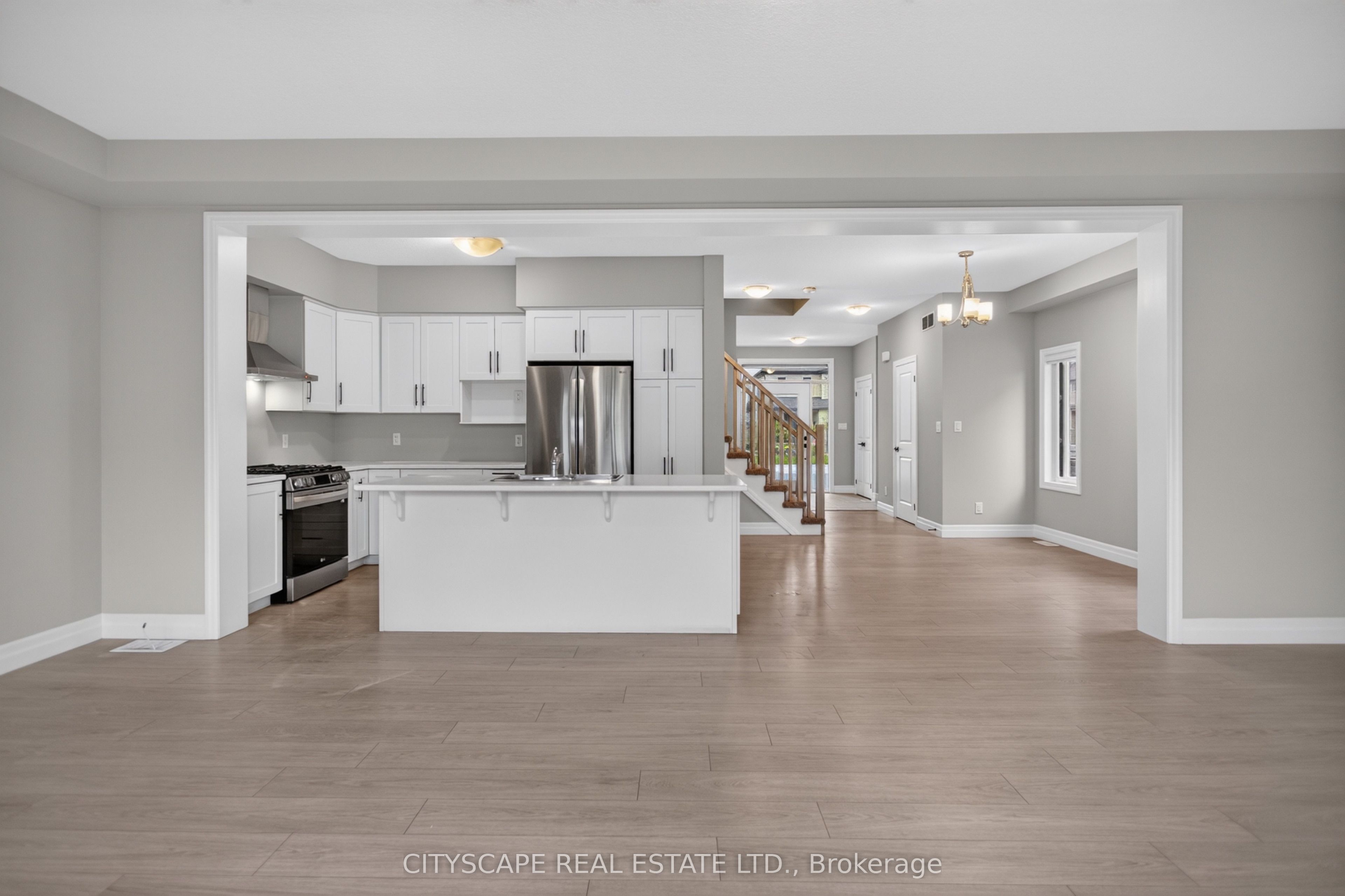 68 Davidson Drive W Property Photo 7